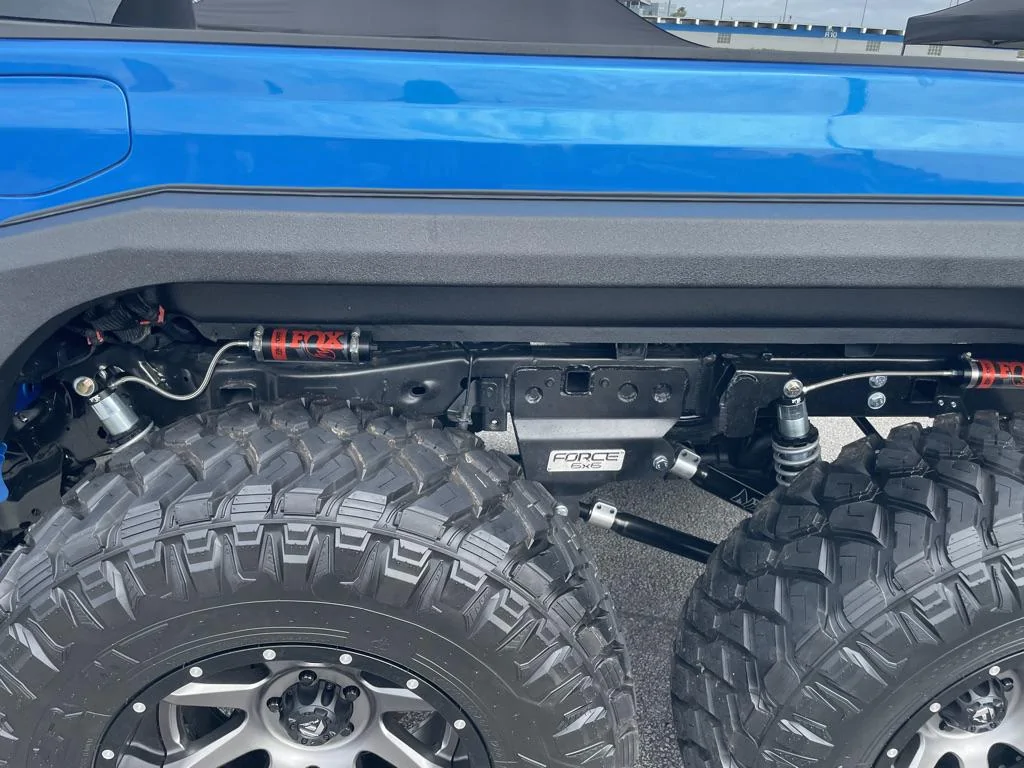 Jeep Gladiator 6 Wheel Gladiators from Jeep Beach BF37DFD5-76DE-4383-8B52-3C9146CE103A_1_105_c
