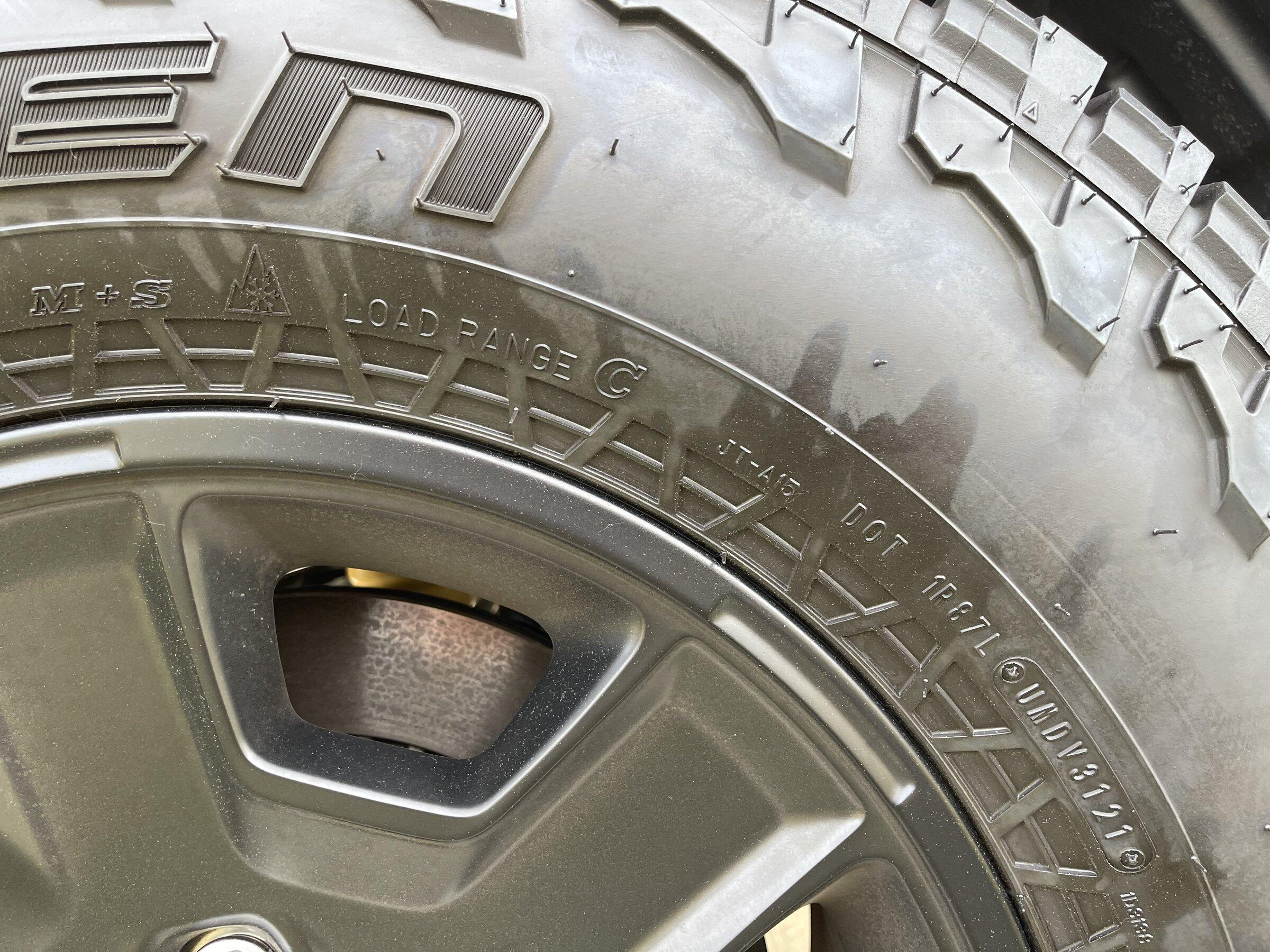 Jeep Gladiator Falken Wildpeak AT3 285/70/17 Mojave take offs (Charlotte, NC set of 5) 8CB292AD-92C5-48BA-B69D-853CCF924222