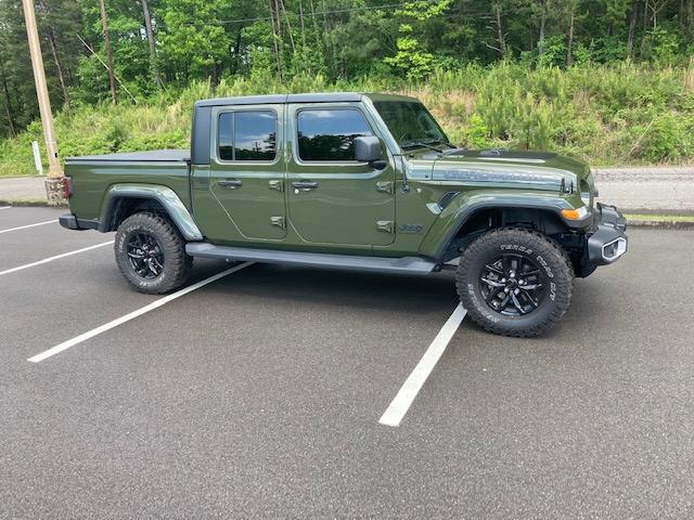 Jeep Gladiator SARGE GREEN Gladiator club Jeep 4