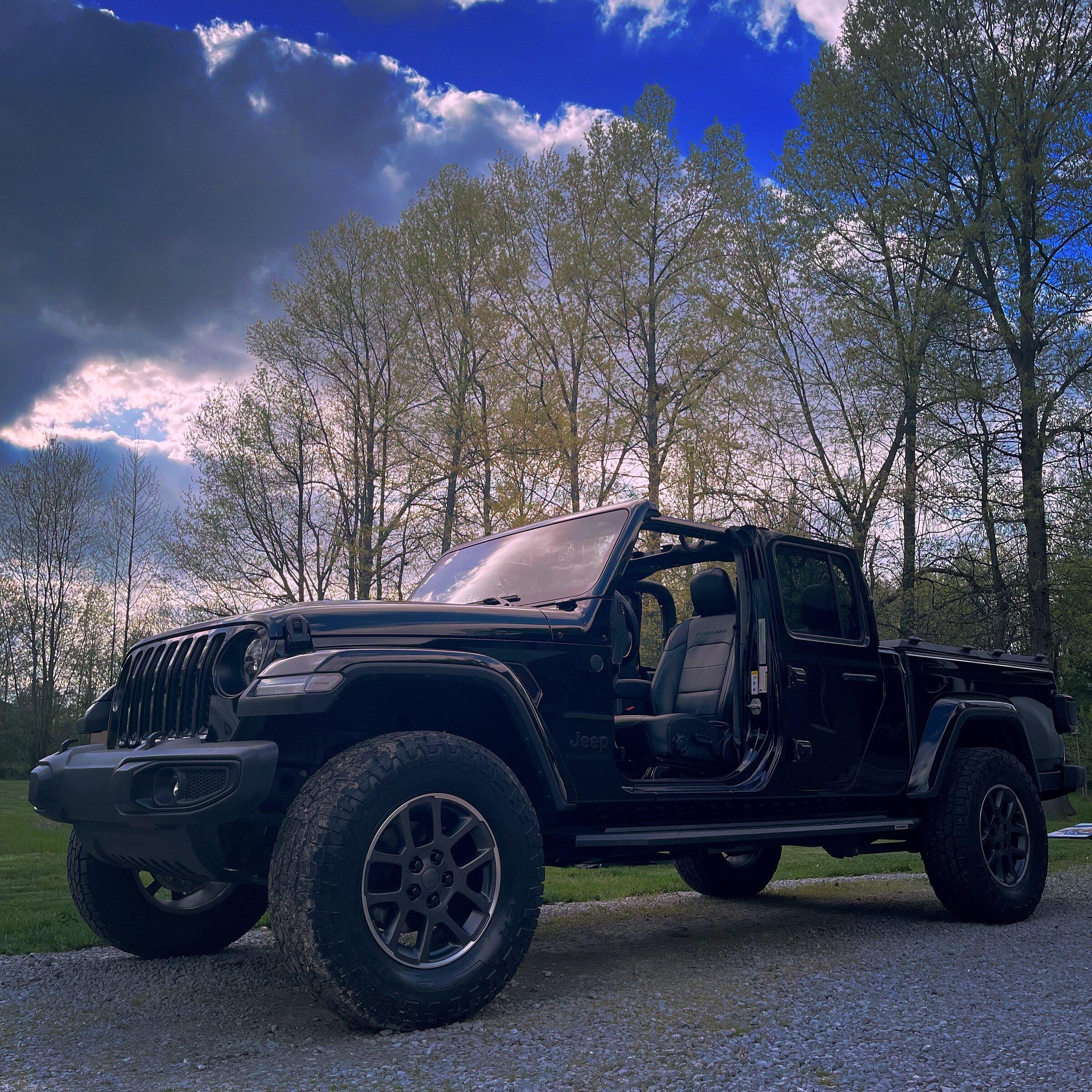Jeep Gladiator Nude Gladiators (no doors/tops) - pics please FEE0658E-EF8E-47F1-9996-72C7EB0ED2D8
