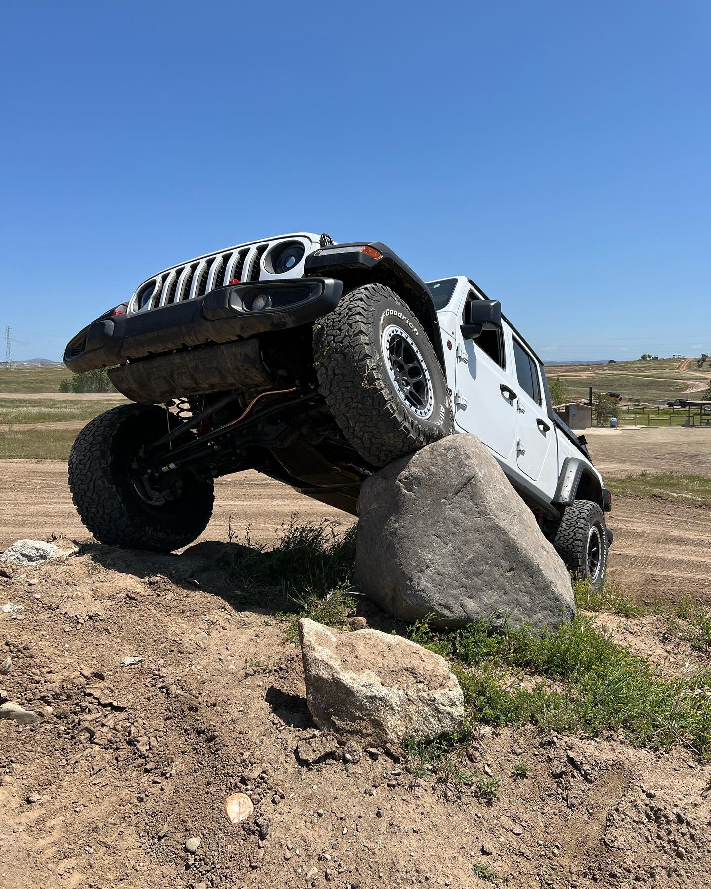 Jeep Gladiator First Time Jeep Owner JT Build 45D04652-3FB5-485E-B73A-A93BA787FCBD