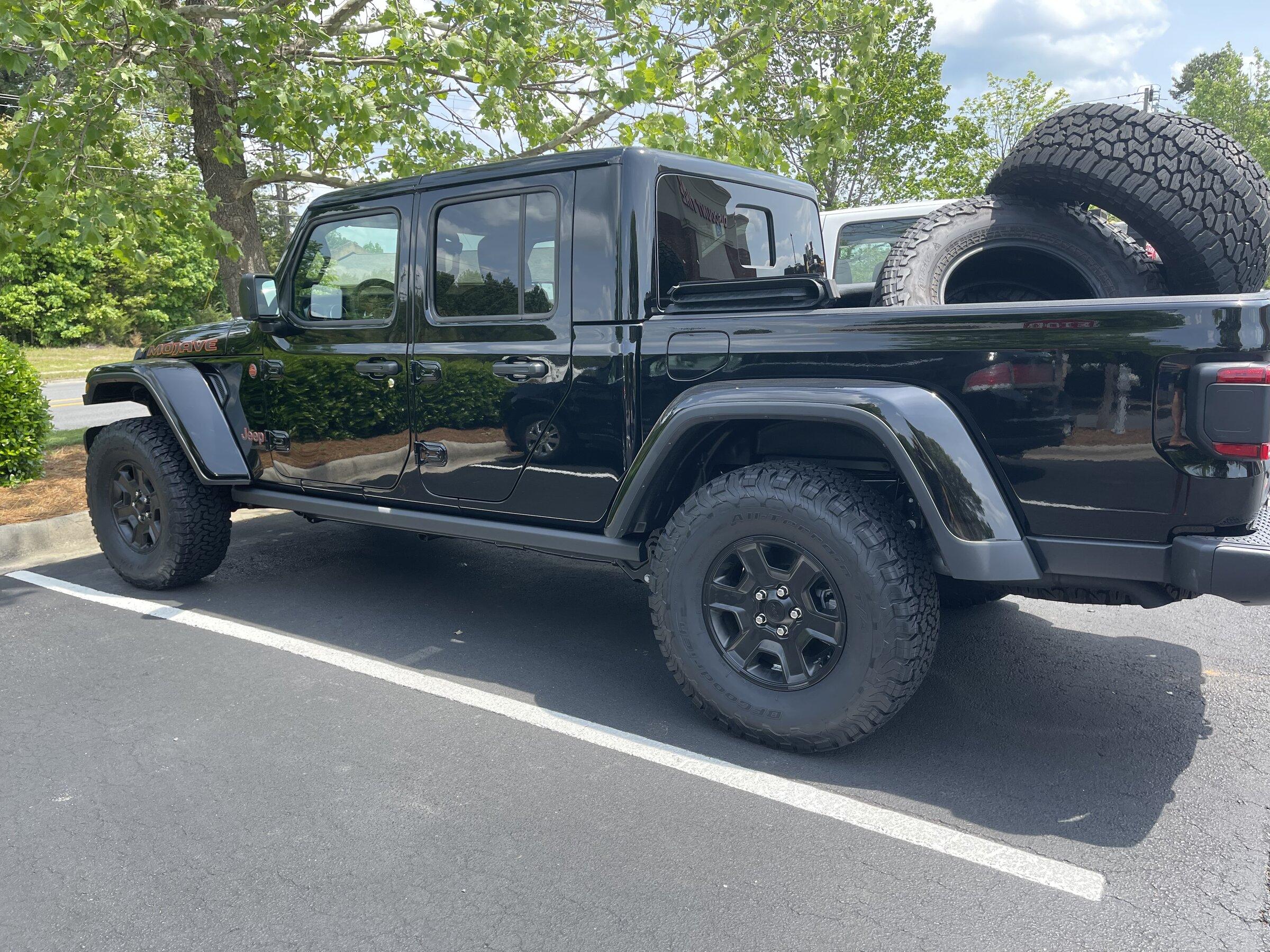 Jeep Gladiator 35's, no lift? B06D97C6-2DBC-41DF-A2BD-371EC6239CB8