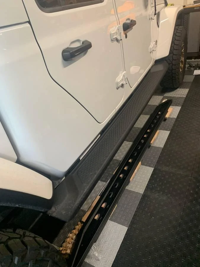 Jeep Gladiator 2020-2022 Jeep Gladiator Side Steps for sale- set of 2 9AEBC4BB-F8CF-48EC-AB13-EBA7D2E83227
