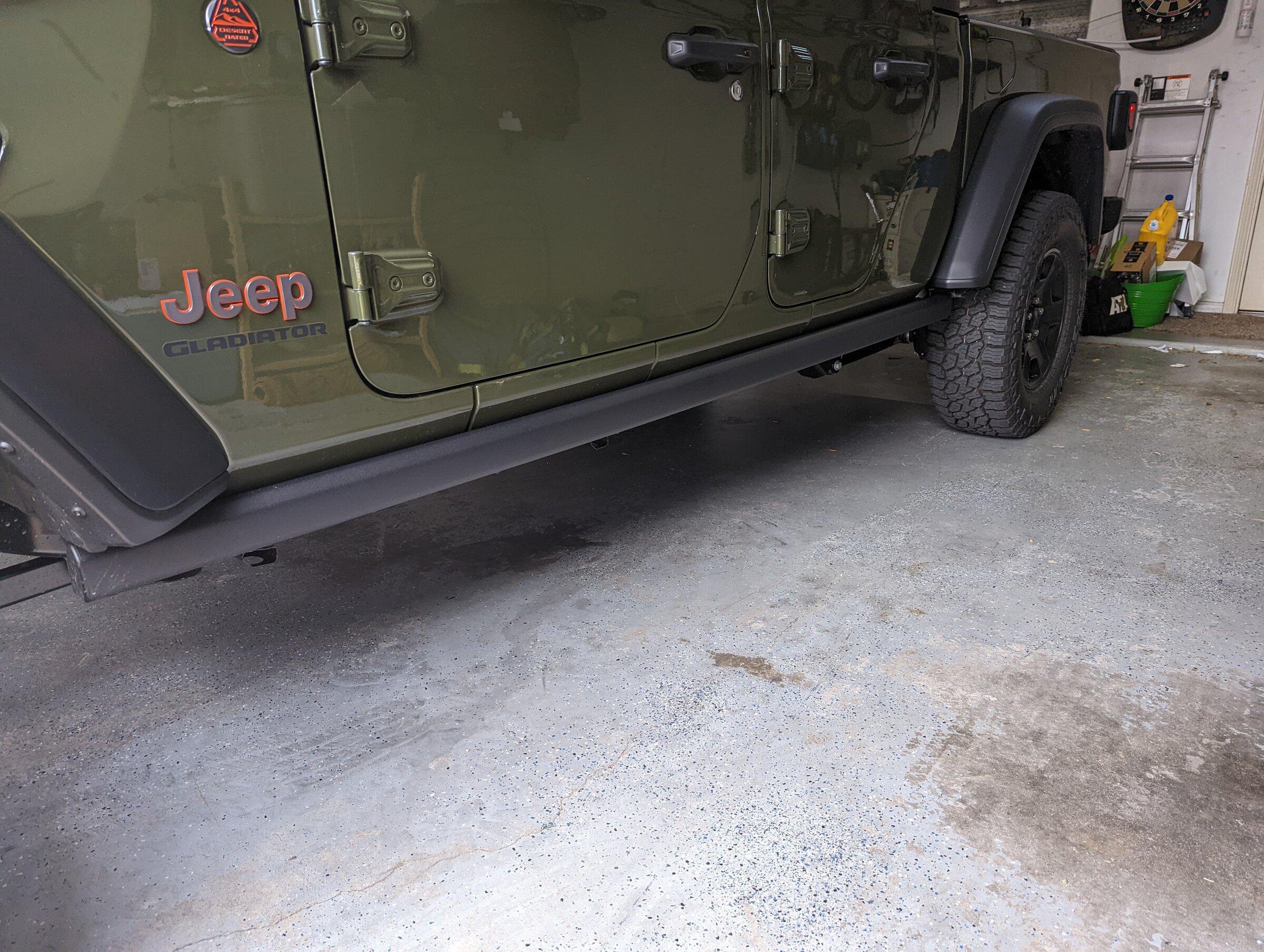Jeep Gladiator Price Reduced (college station) OEM rock rails from 2022 Mojave $50 PXL_20220501_210300206