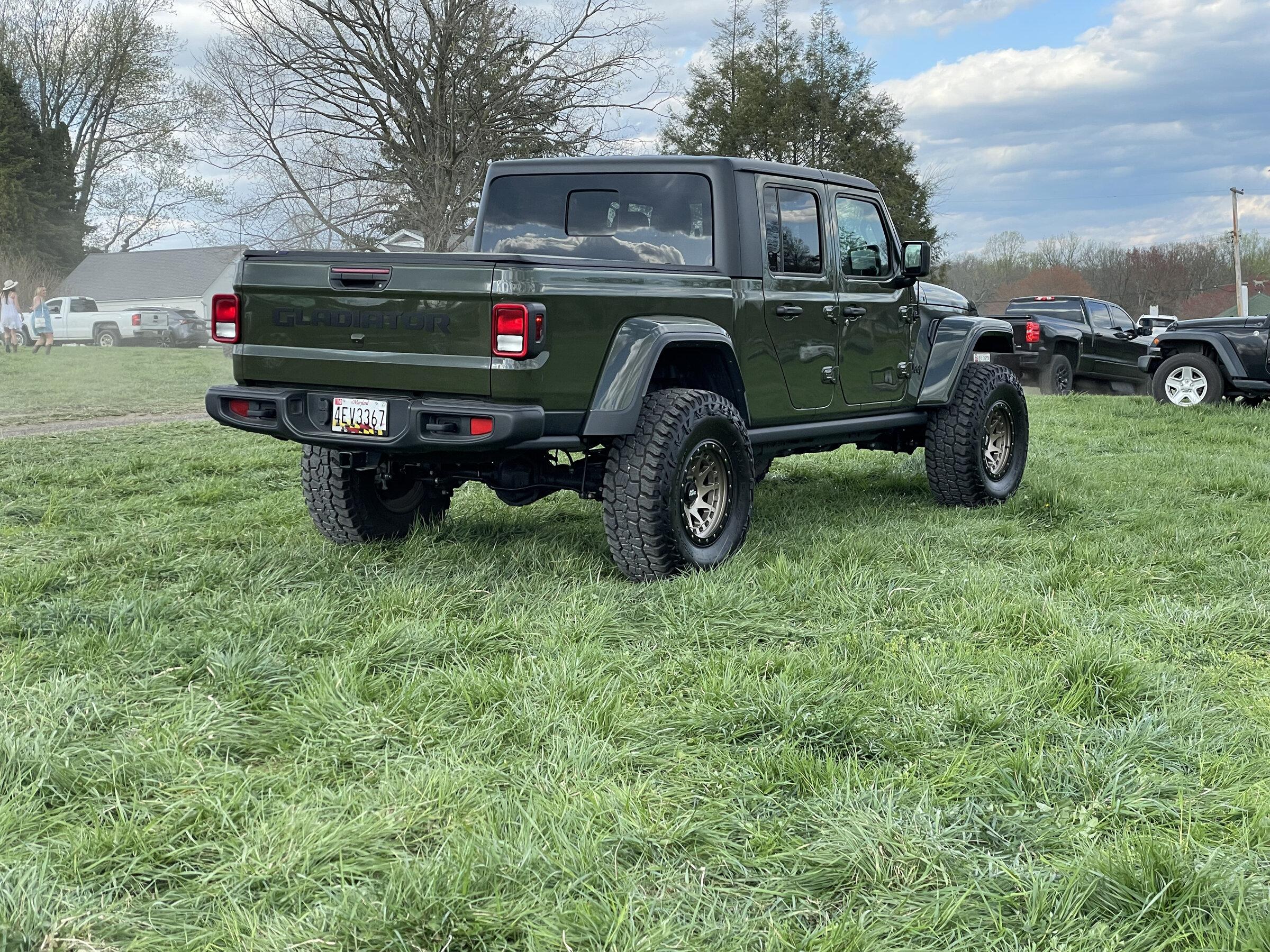 Jeep Gladiator (Pics added) 37s Mojave with 2" lift... Baja Boss M/T IMG_6623