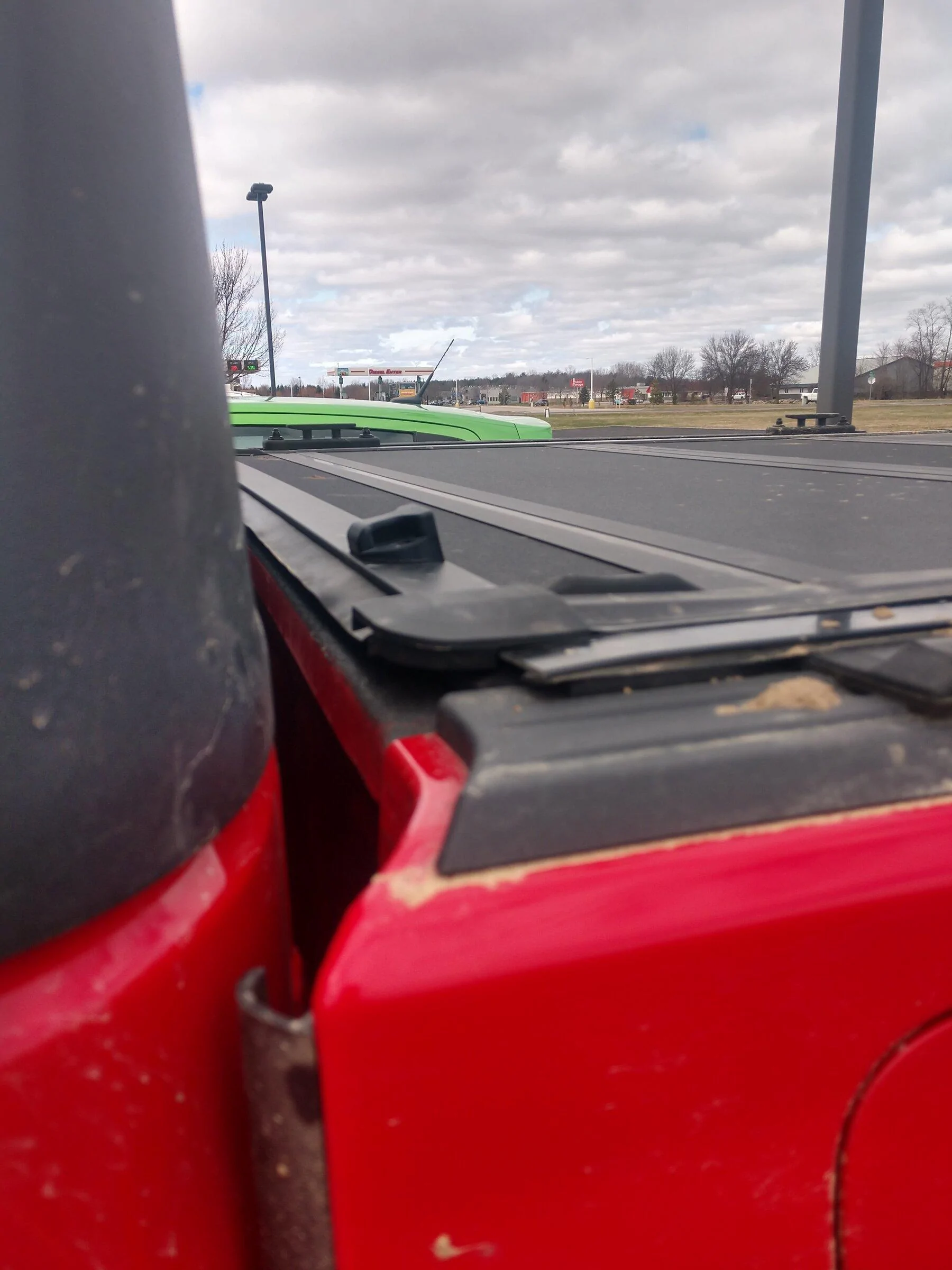 Jeep Gladiator Anyone using Truxedo Elevate TS Rails with a Tonneau? ?hash=b5fe86cc4d1bf0e08144687f8f6a170d