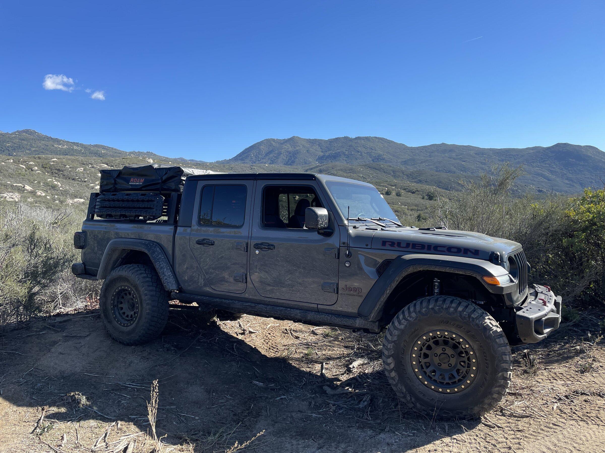 Jeep Gladiator Looking for steel gray hardtop. 117ADF70-9918-4AF8-A50F-1A63353B49F5