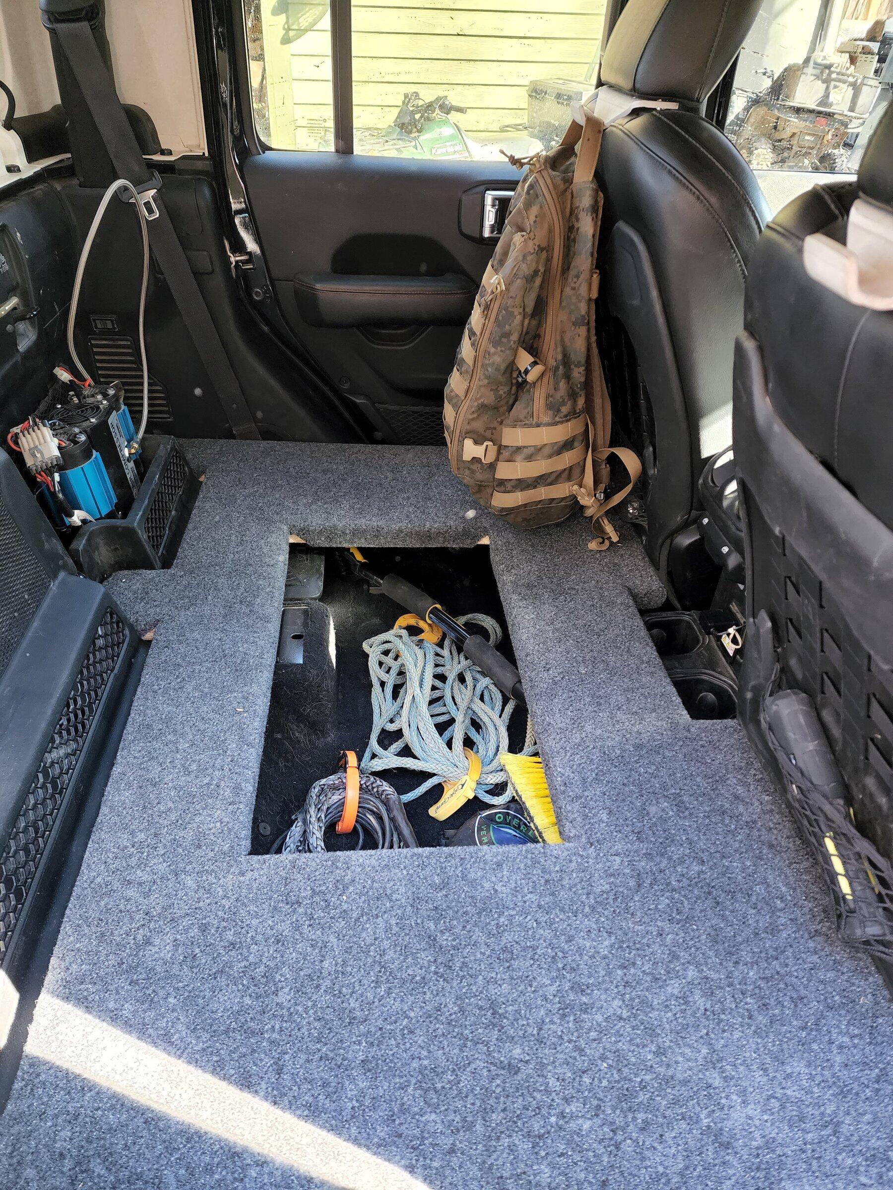 Jeep Gladiator DIY back seat delete 20220312_153007
