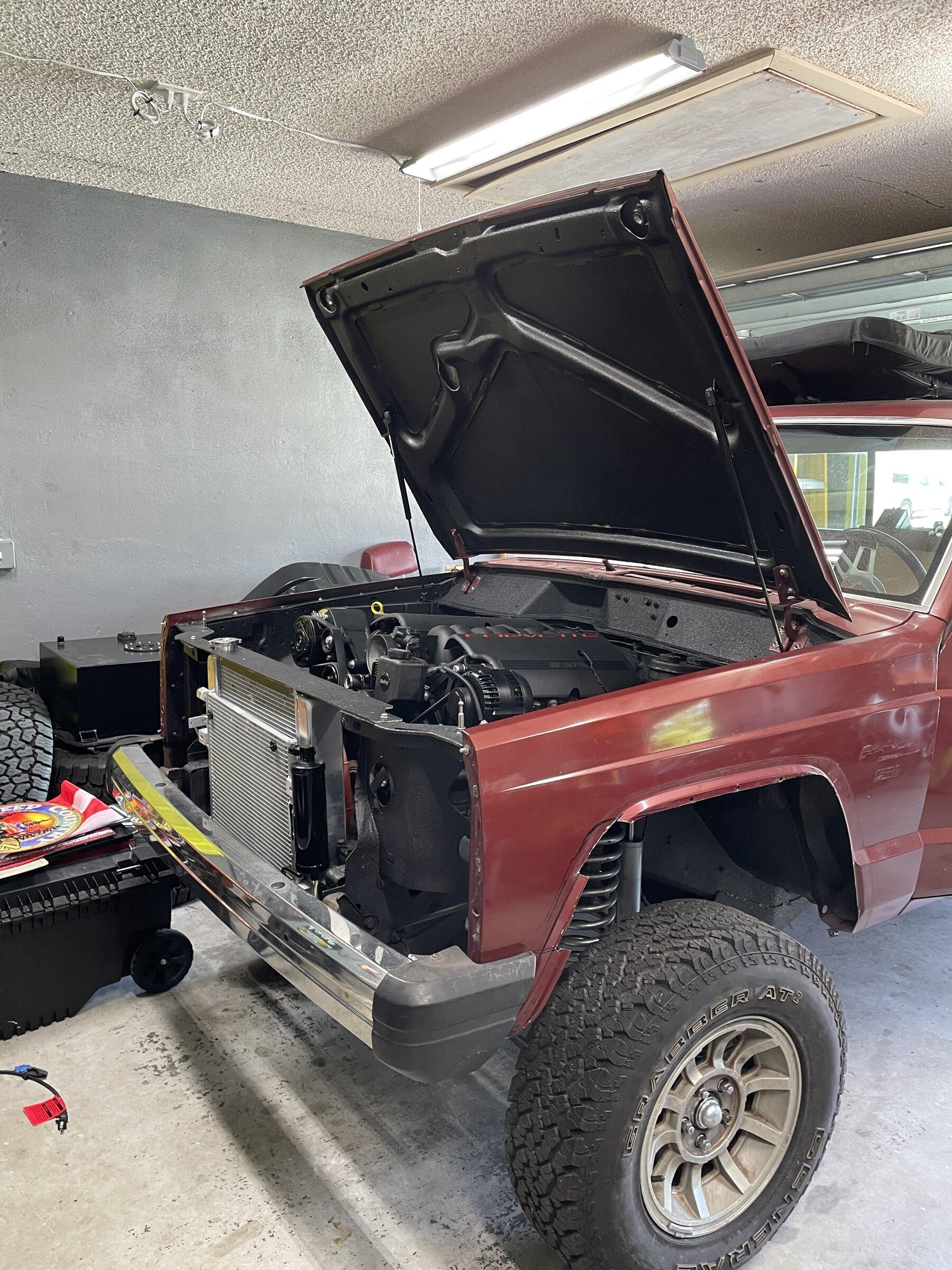 Jeep Gladiator Gladiator vs. Commanche C8AF6166-9D90-4269-B95B-7EC03262B1D2