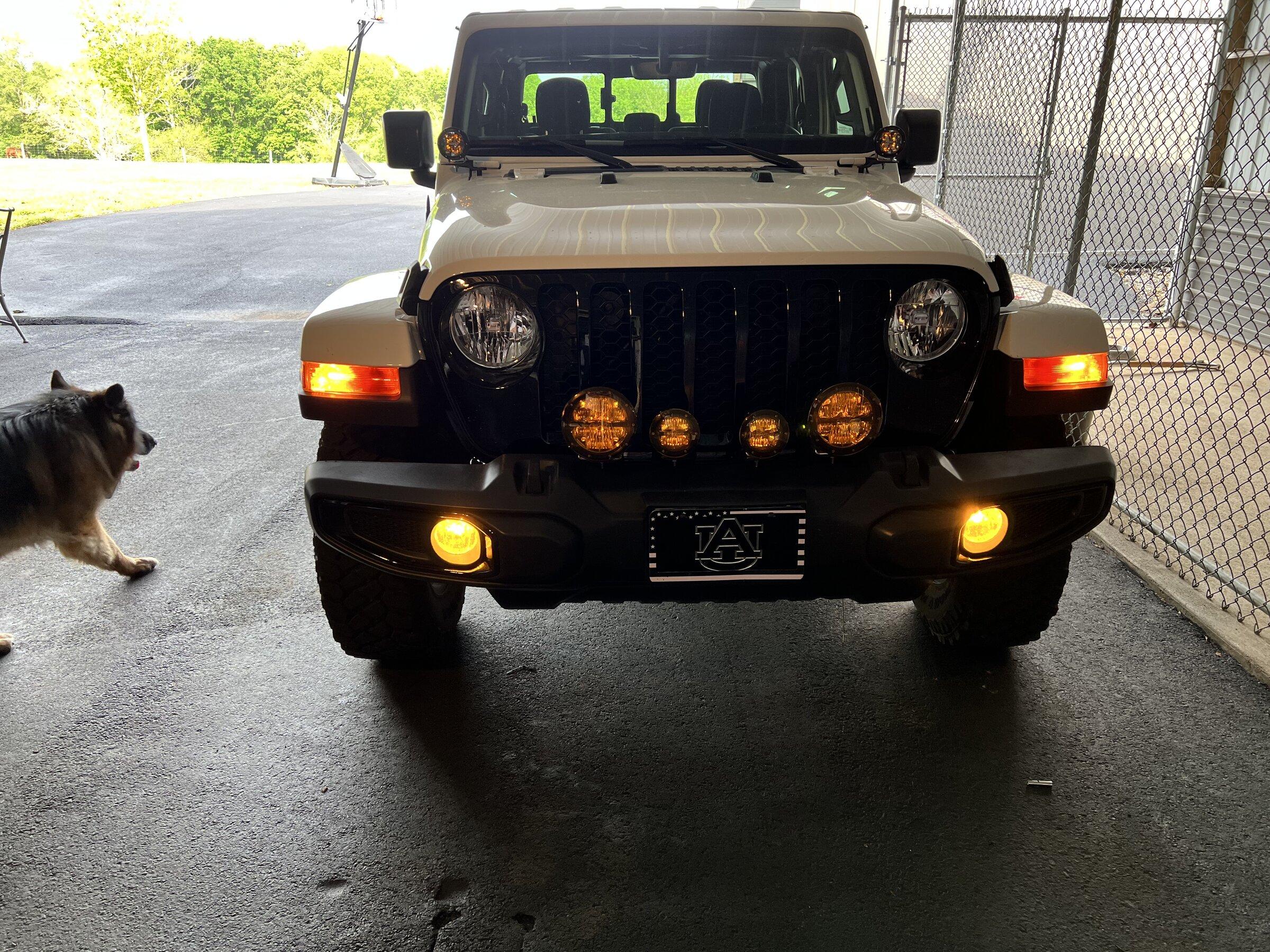 Jeep Gladiator DRL led color change? 4855AEC9-8B65-4F4B-9727-9BCF2FB2A8EE
