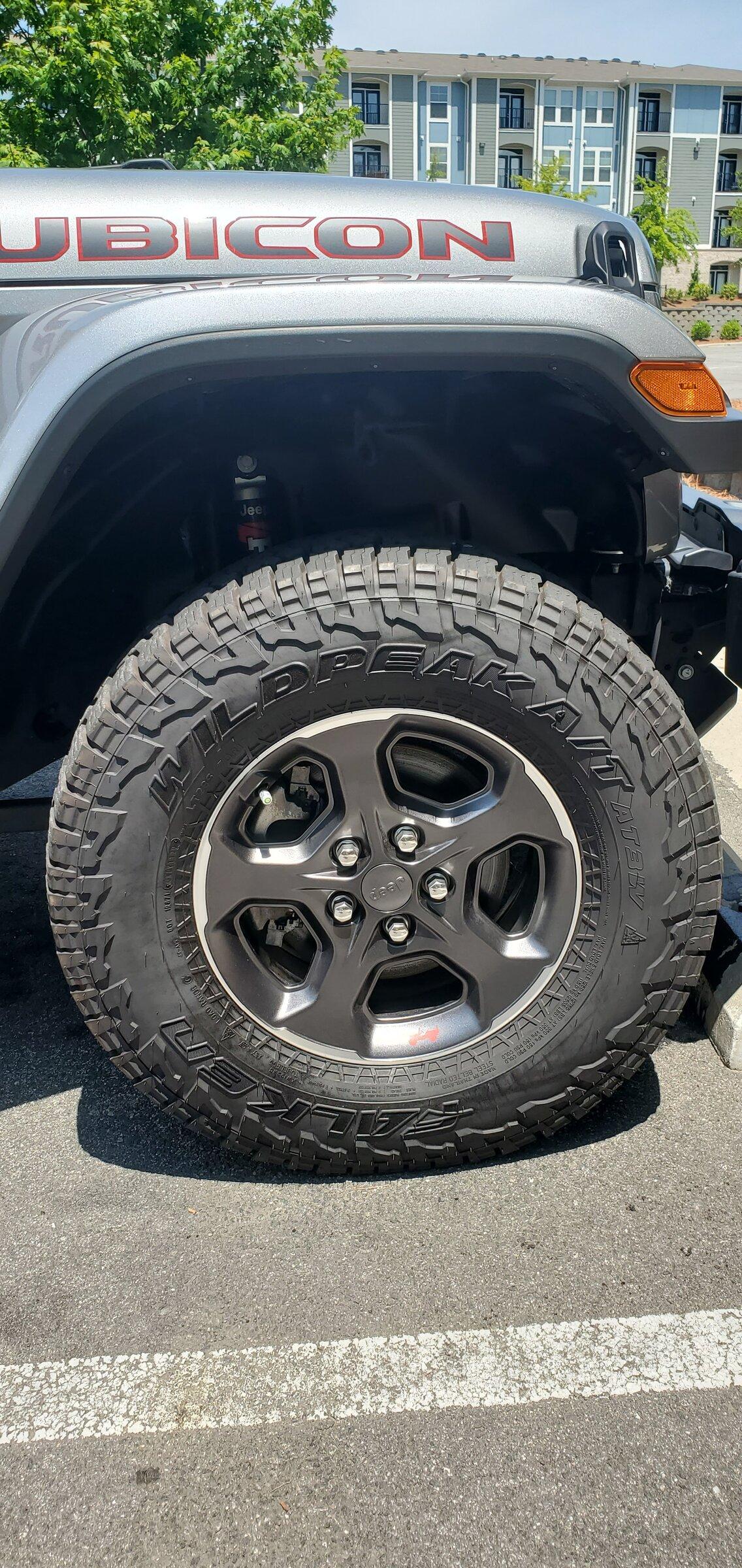 Jeep Gladiator Rubicon take-offs $600 20220505_022228