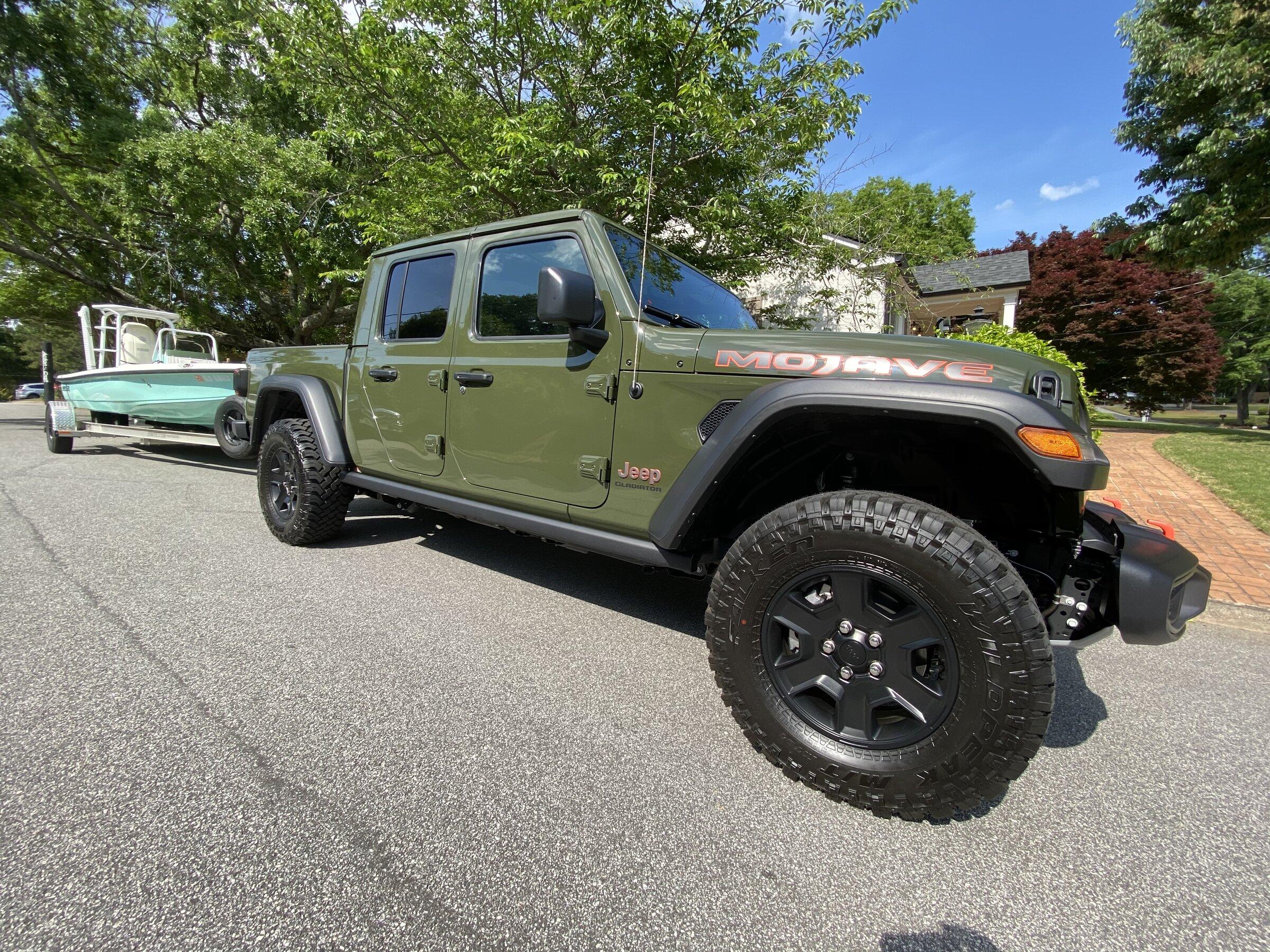 Jeep Gladiator New Mojave owner here! A09DC55F-A881-4C02-BB29-28B00B70BE67