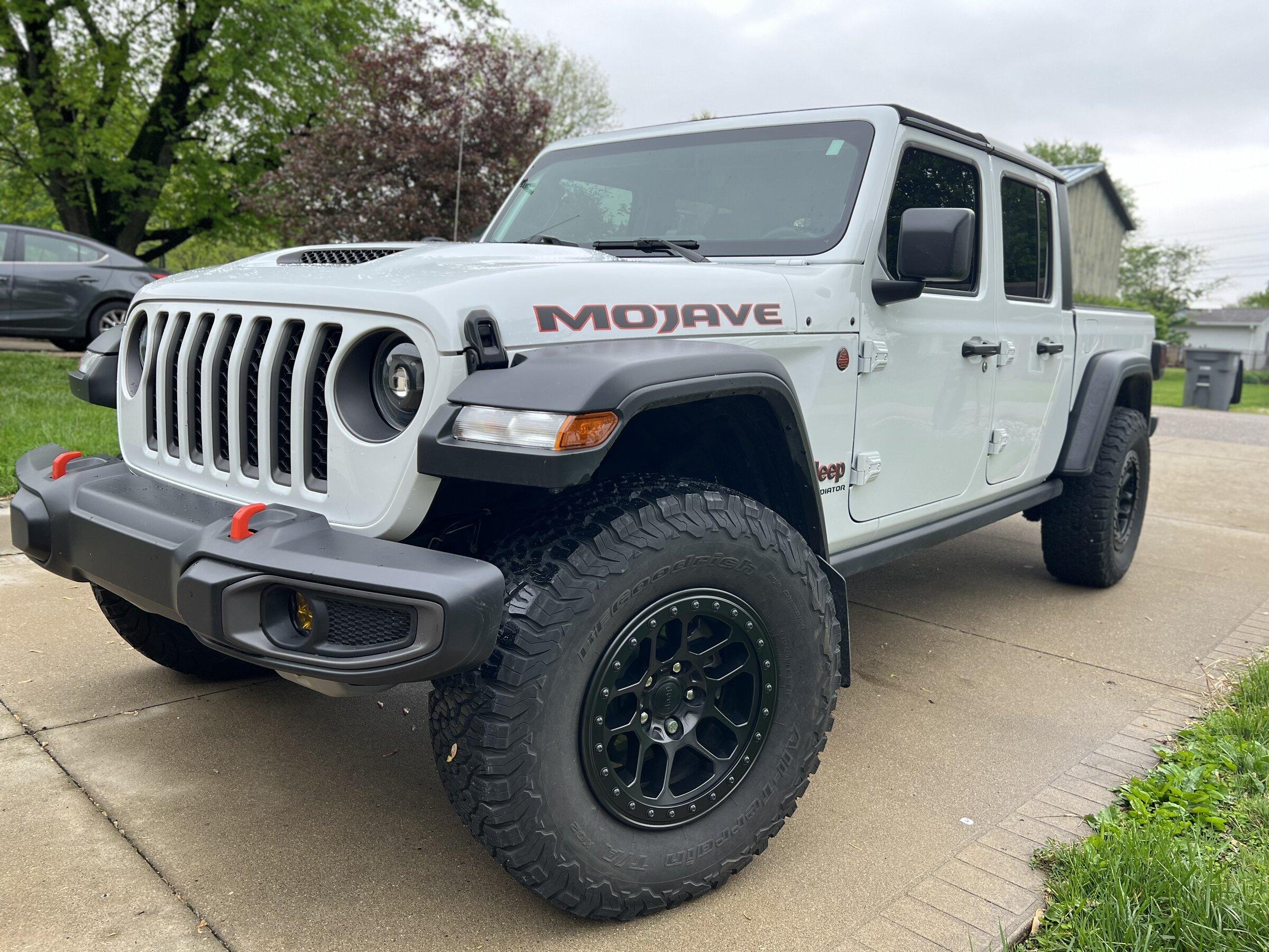 Jeep Gladiator MOJAVE Edition Gladiator JT Club 0B724BC5-FF86-492F-9E28-534E8B2D6382