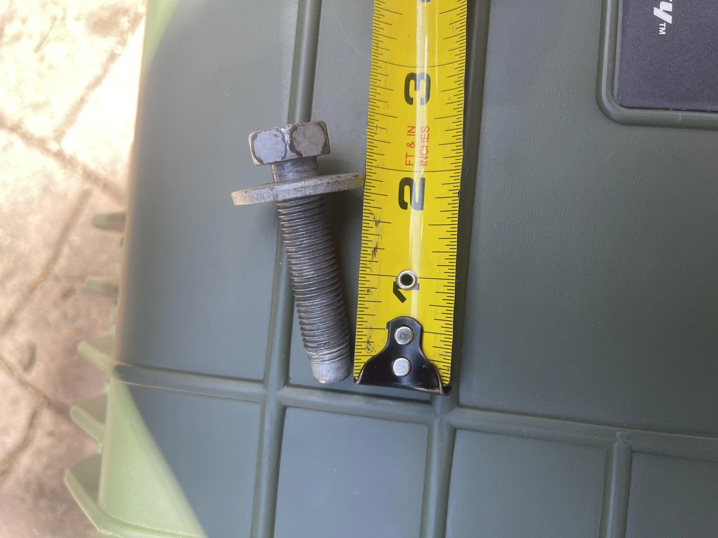 Jeep Gladiator Trying to identify bolt 6D9A9AE3-AF71-4104-8DB2-98E1F51355CE