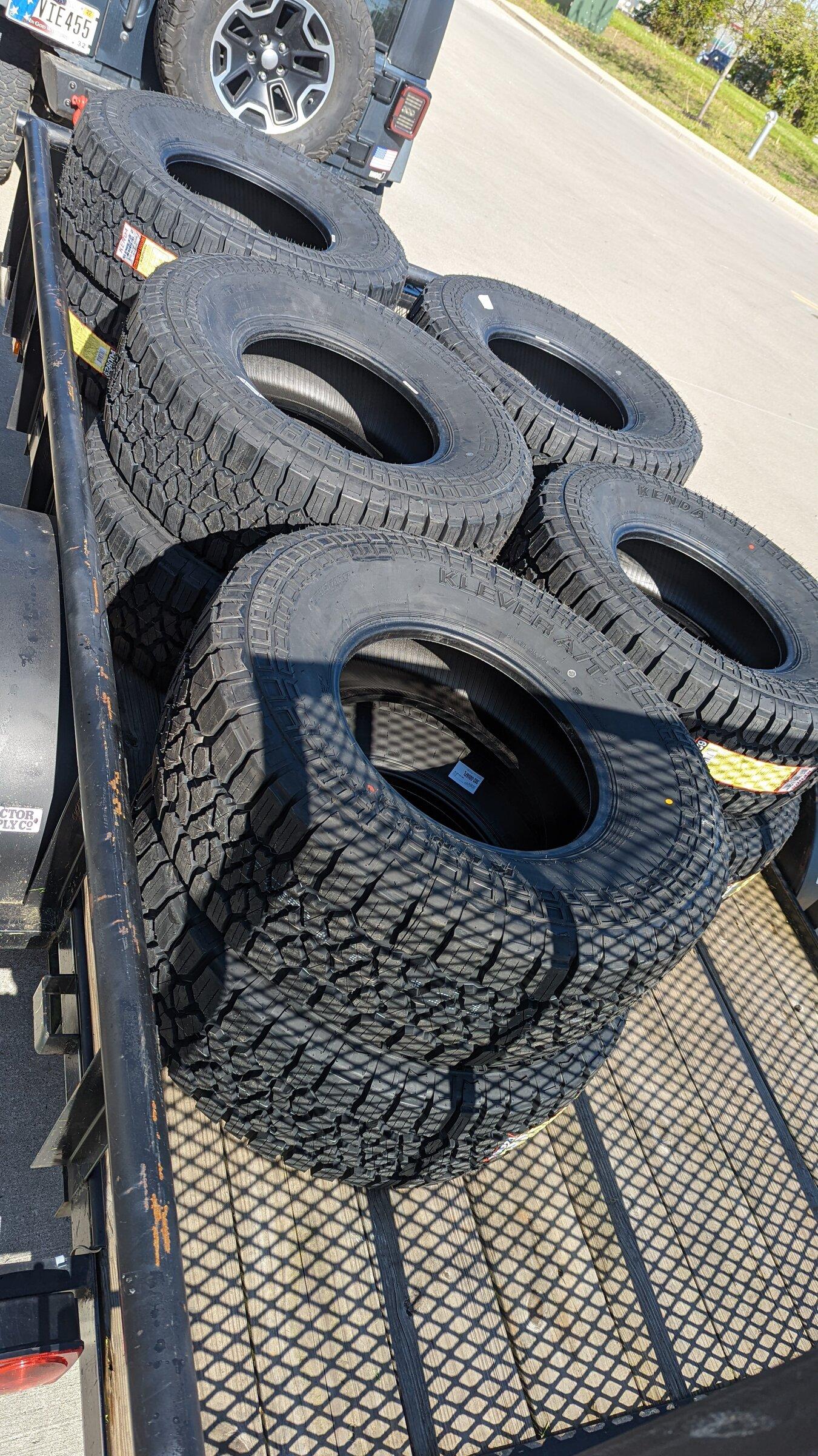 Jeep Gladiator Walmart sale 315/70r17- No longer on sale... PXL_20220507_134702527