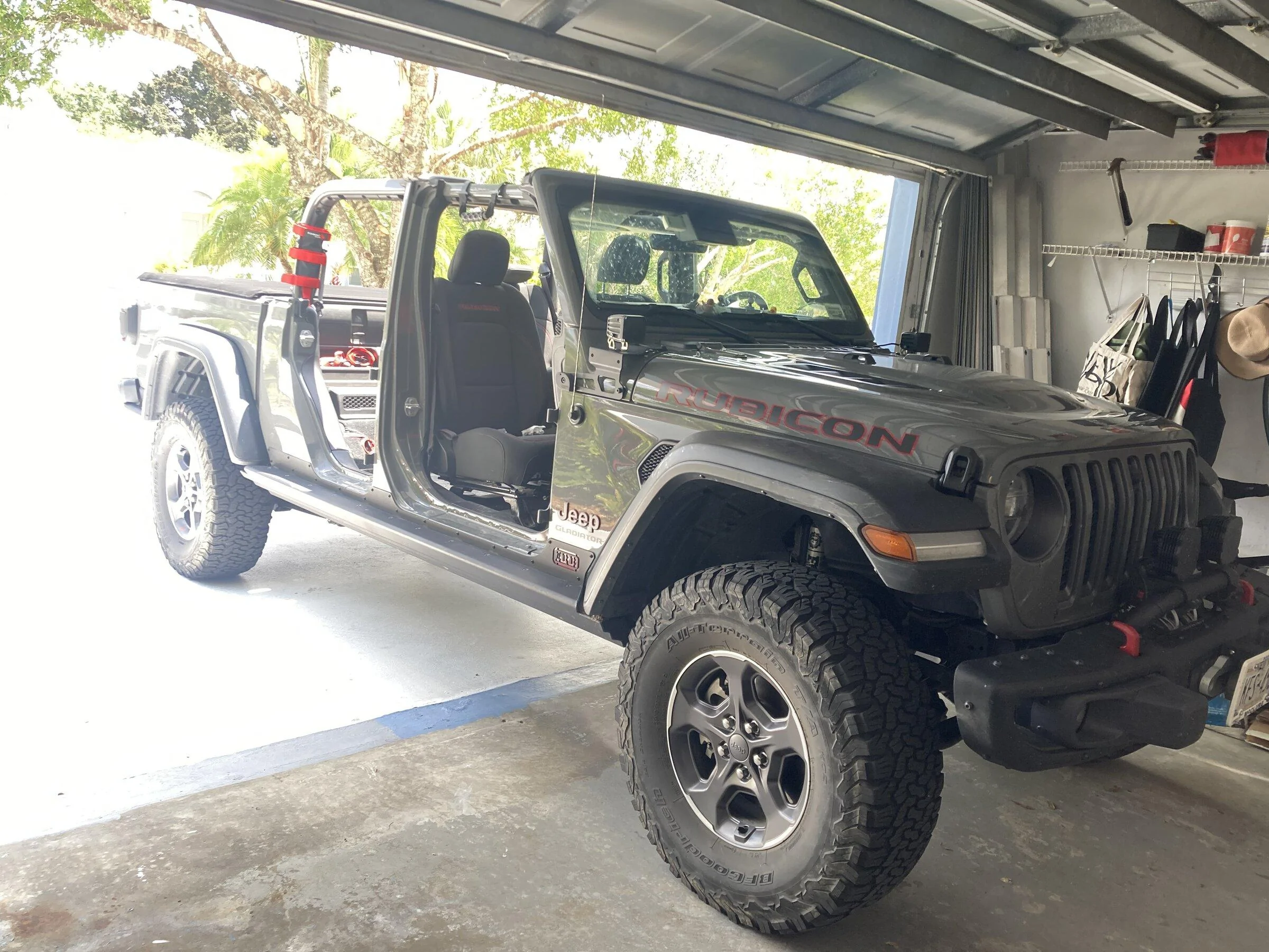 Jeep Gladiator Nude Gladiators (no doors/tops) - pics please EA765186-4E9B-4A55-AF9F-2E25D3E862E2