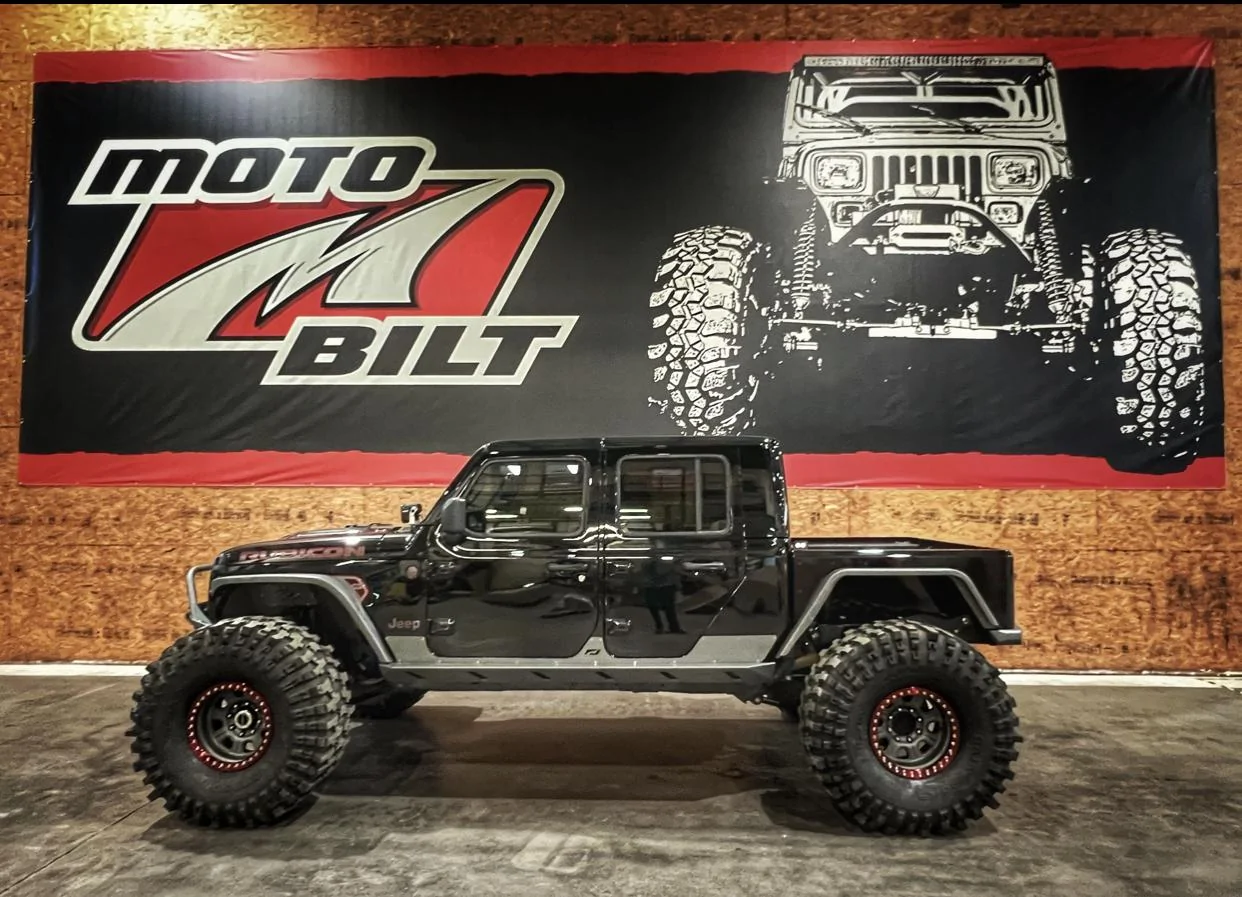 Jeep Gladiator Motobilt  Bobbed Bed 64FA0658-A66B-465F-9CBD-709BA4CC41F4