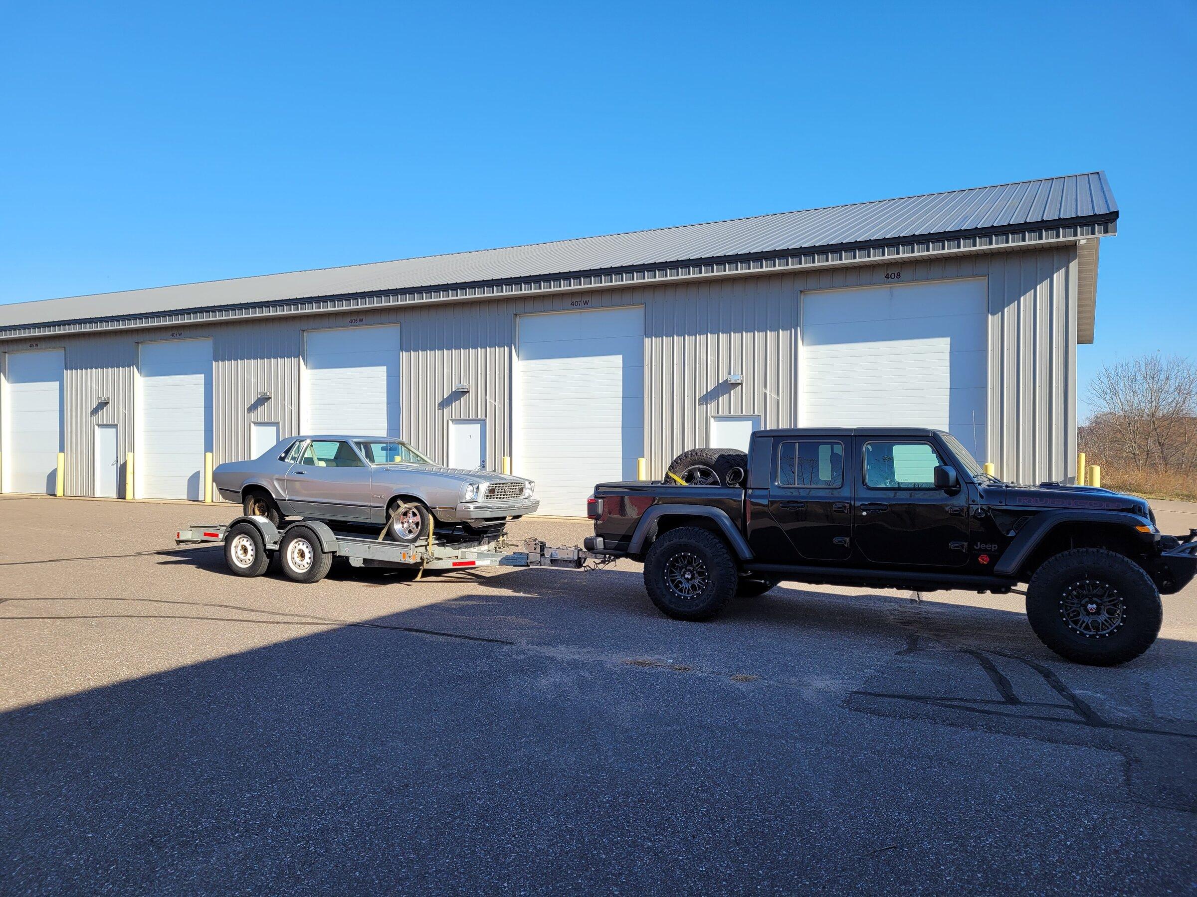 Jeep Gladiator BLACK Gladiator JT Club 6B3CC836-AEA5-4AC0-A35D-28B52A22FDE9