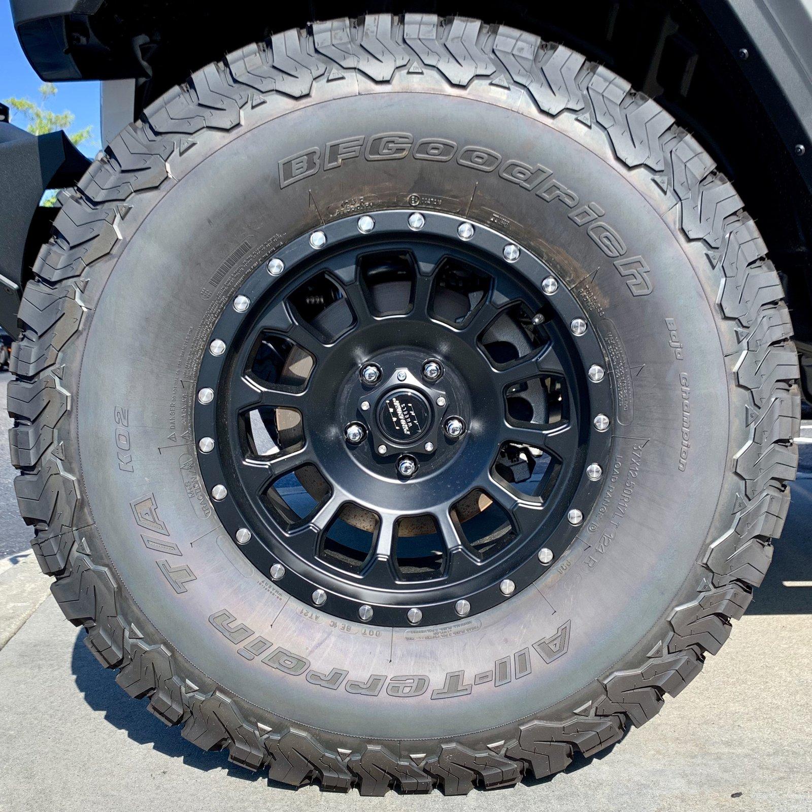 Jeep Gladiator BRIGHT WHITE Gladiator JT Club 2D463AD0-CF51-42C0-95AE-1B469B1F96EE