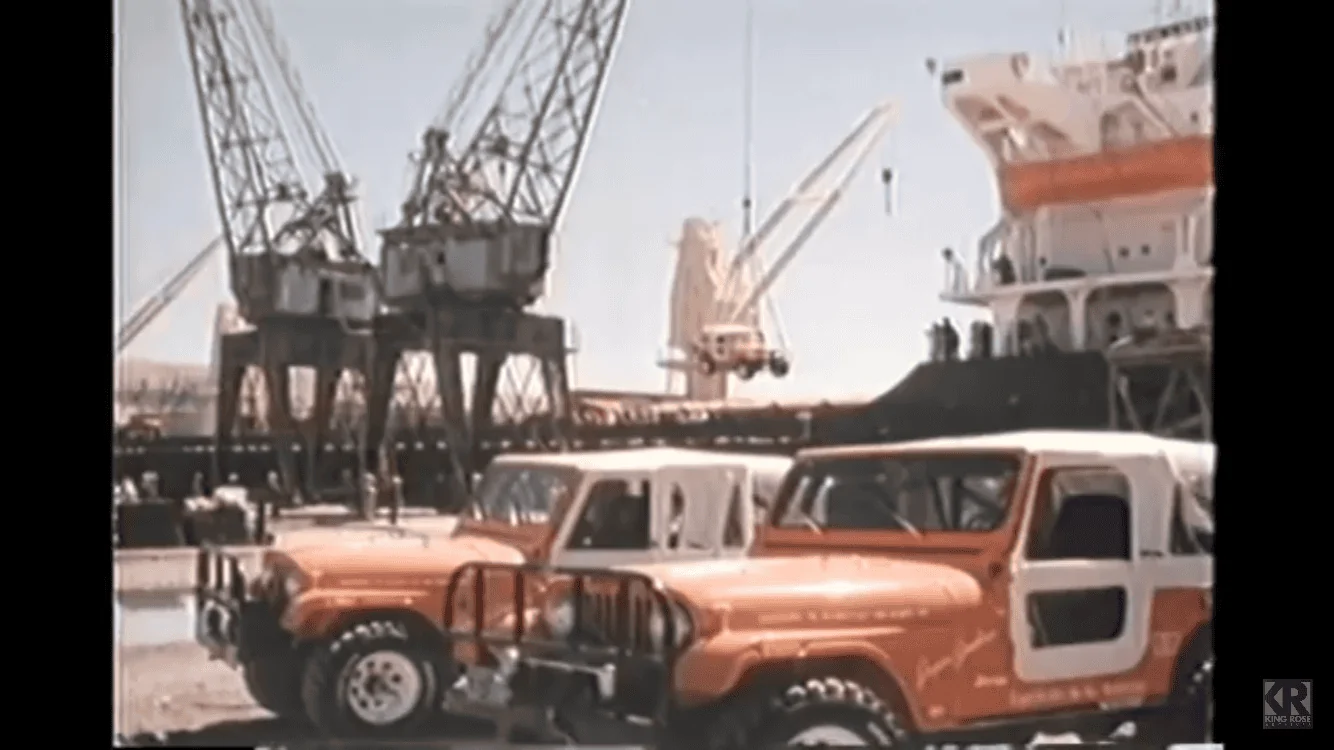 Jeep Gladiator Jeep moon shot A478002D-327F-4050-B73F-AD7A7F56486D