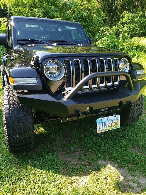 Jeep Gladiator Black Overland build winding down 20190628_092734