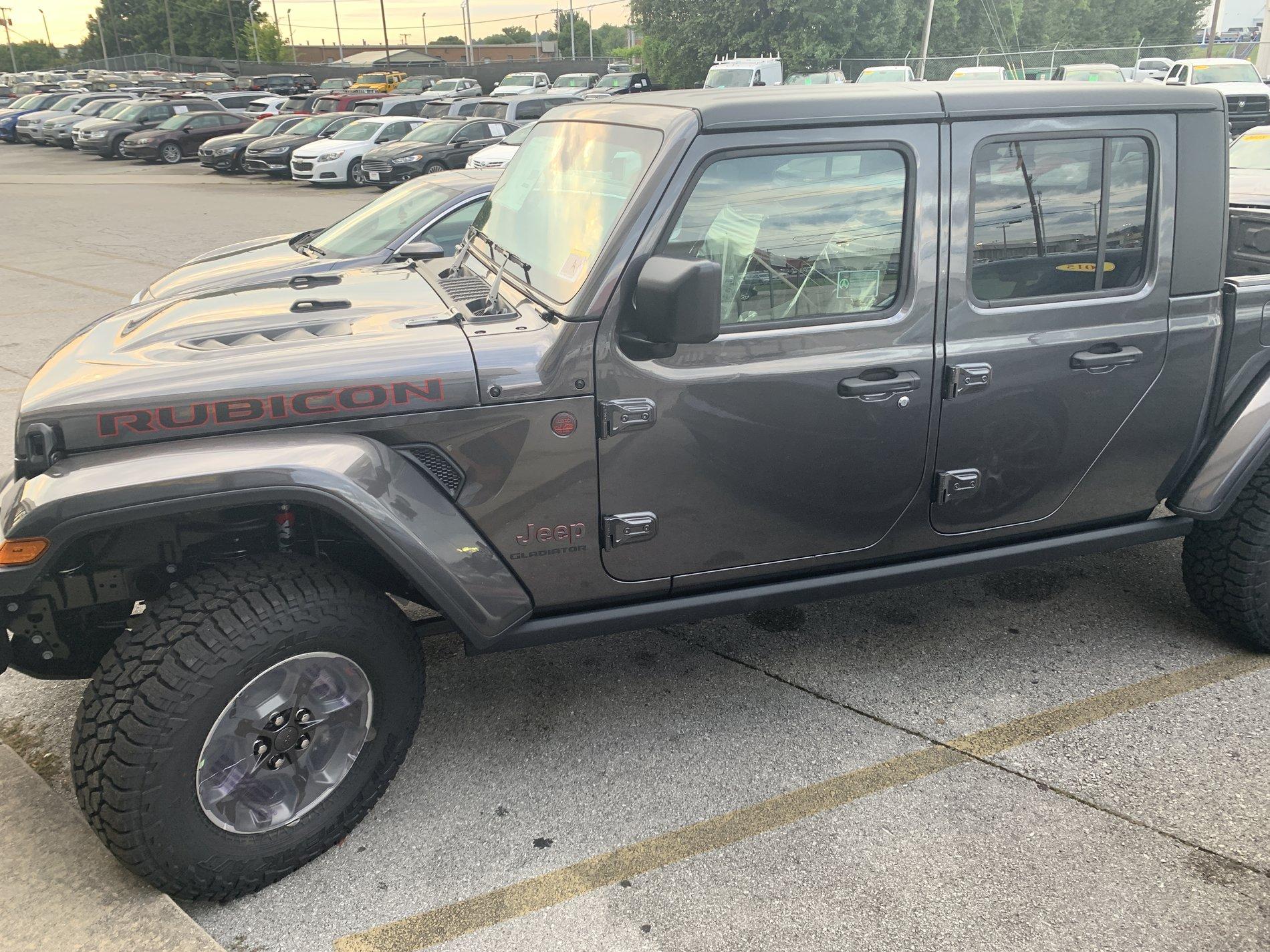 Jeep Gladiator GRANITE CRYSTAL JT Gladiator Club IMG_6858.JPG