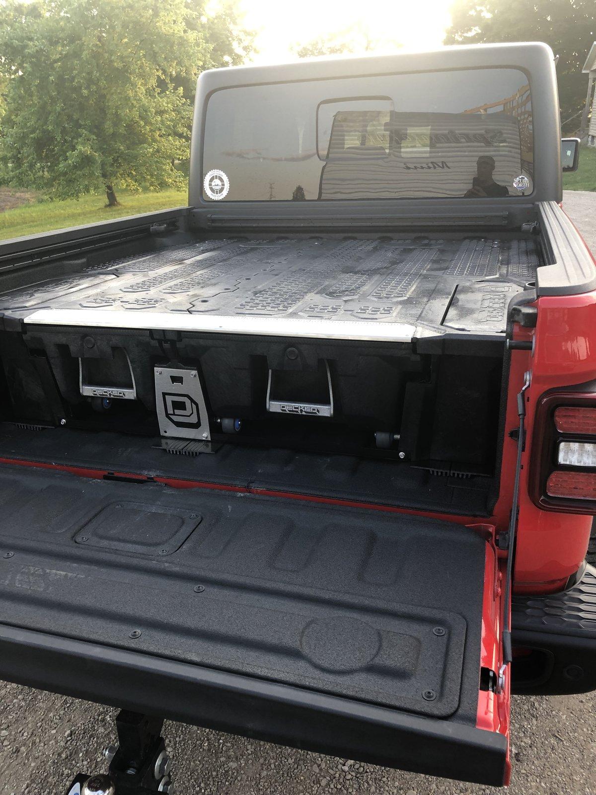 Jeep Gladiator Decked installed today DD915AFC-C9DA-4048-88F0-F6C7265248A8