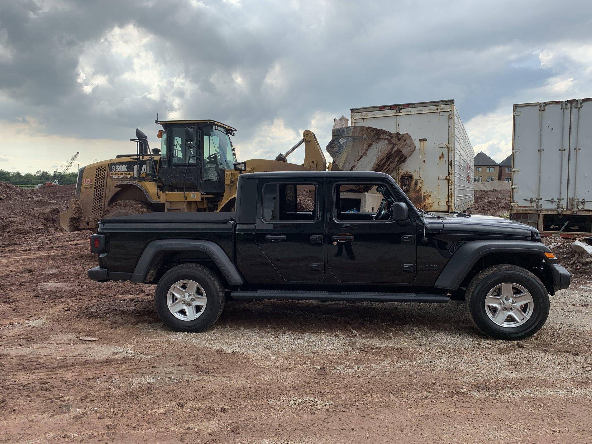 Jeep Gladiator Took Delivery of Your JT? Sign in Here! 280D9F92-745F-4CA7-8158-6247BBFA9485