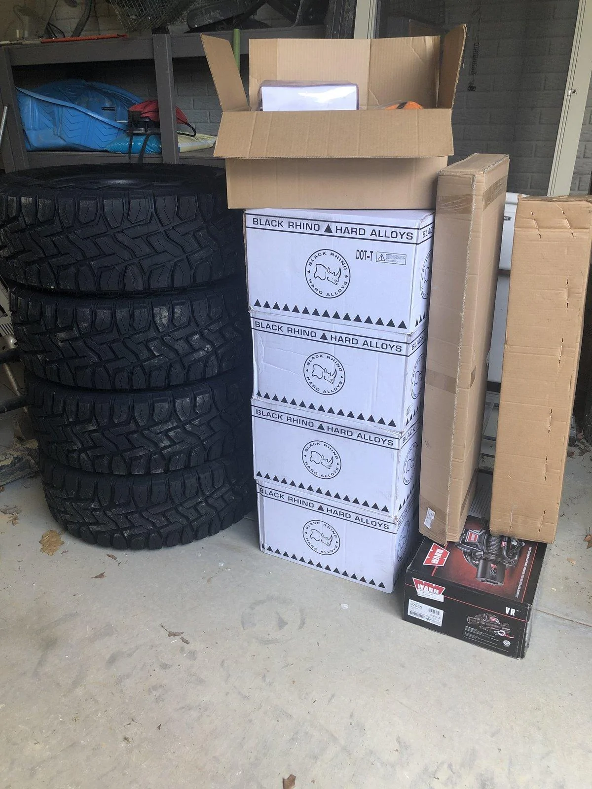 Jeep Gladiator Sting grey owners (future) check in E5E74120-D14B-4915-9C9F-E714B71D0DF2