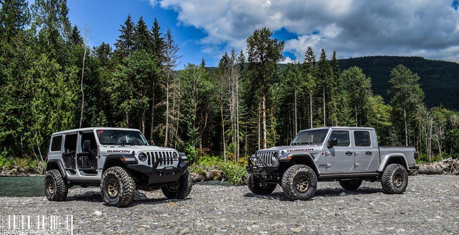 Jeep Gladiator BosRacing JT PreRunner 66632715_361089387915511_7054404687562276864_n