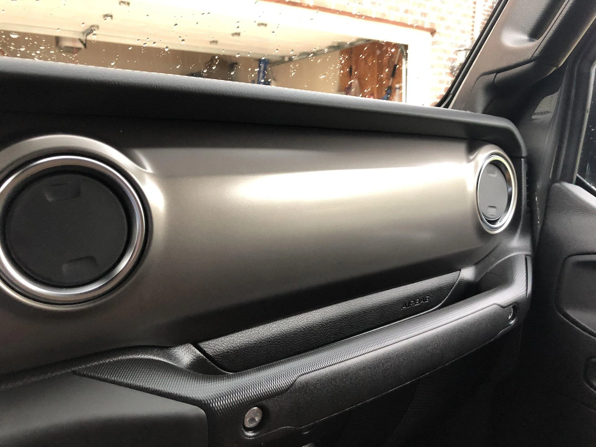 Jeep Gladiator Sting grey owners (future) check in 9E3D2B68-F777-45AB-946A-4E0FD4F8714F