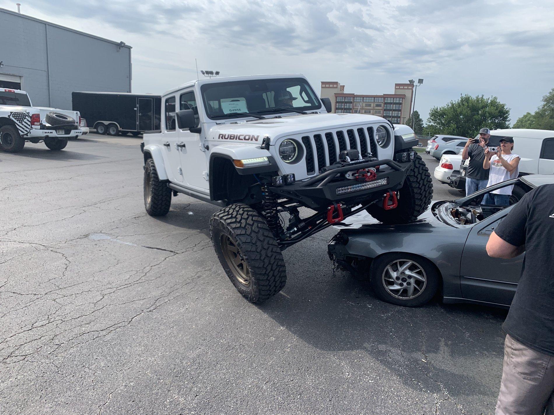 Jeep Gladiator Tested My Gladiator! (Drove it on a car) AFD271D0-C9DB-4C42-8494-12CBDDF09268