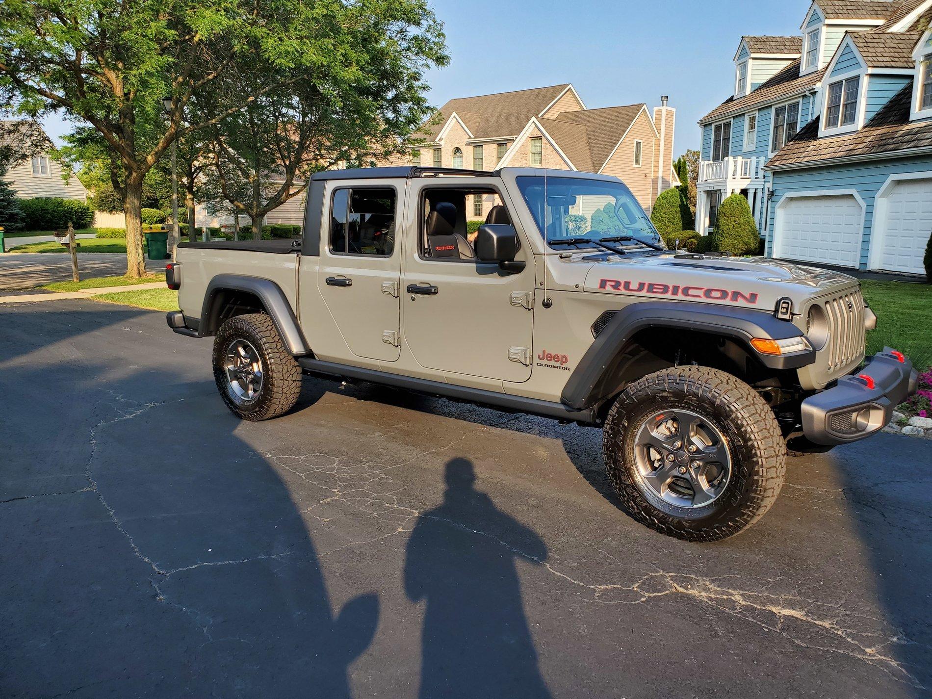Jeep Gladiator Sting grey owners (future) check in 20190725_180835