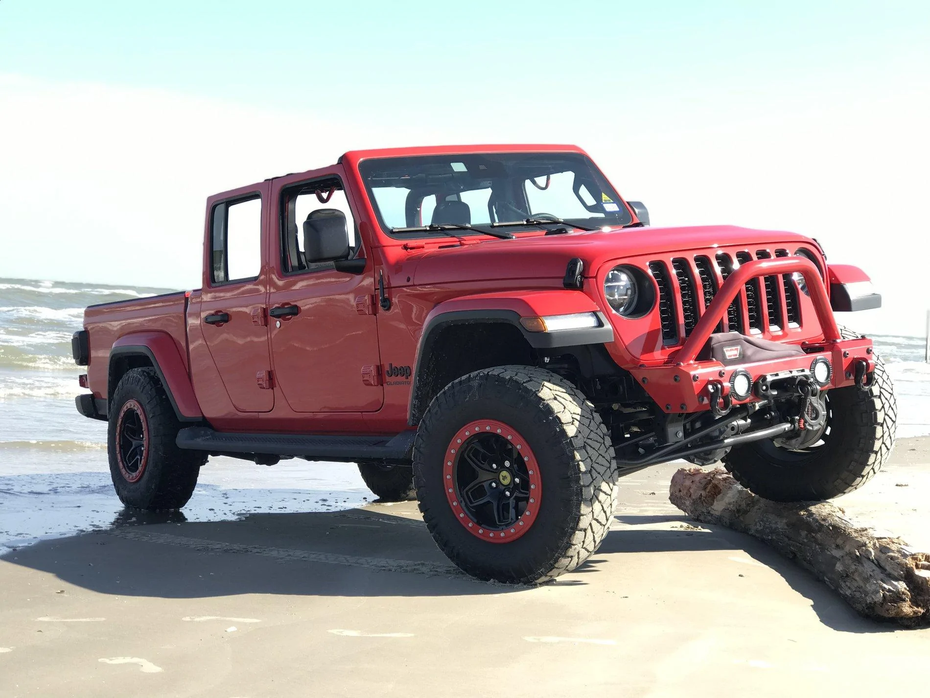 Jeep Gladiator FIRECRACKER RED Gladiator JT Club 7B2BDF51-5147-453F-8F1D-93A246F33B41