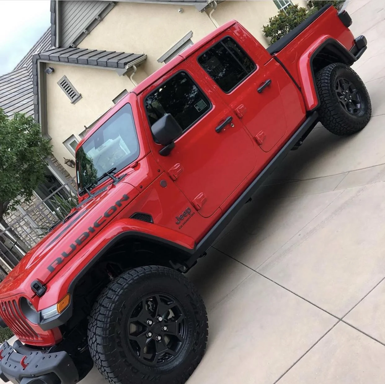 Jeep Gladiator FIRECRACKER RED Gladiator JT Club E3F0772F-574A-481F-8A8F-6AFDCF3E59F8