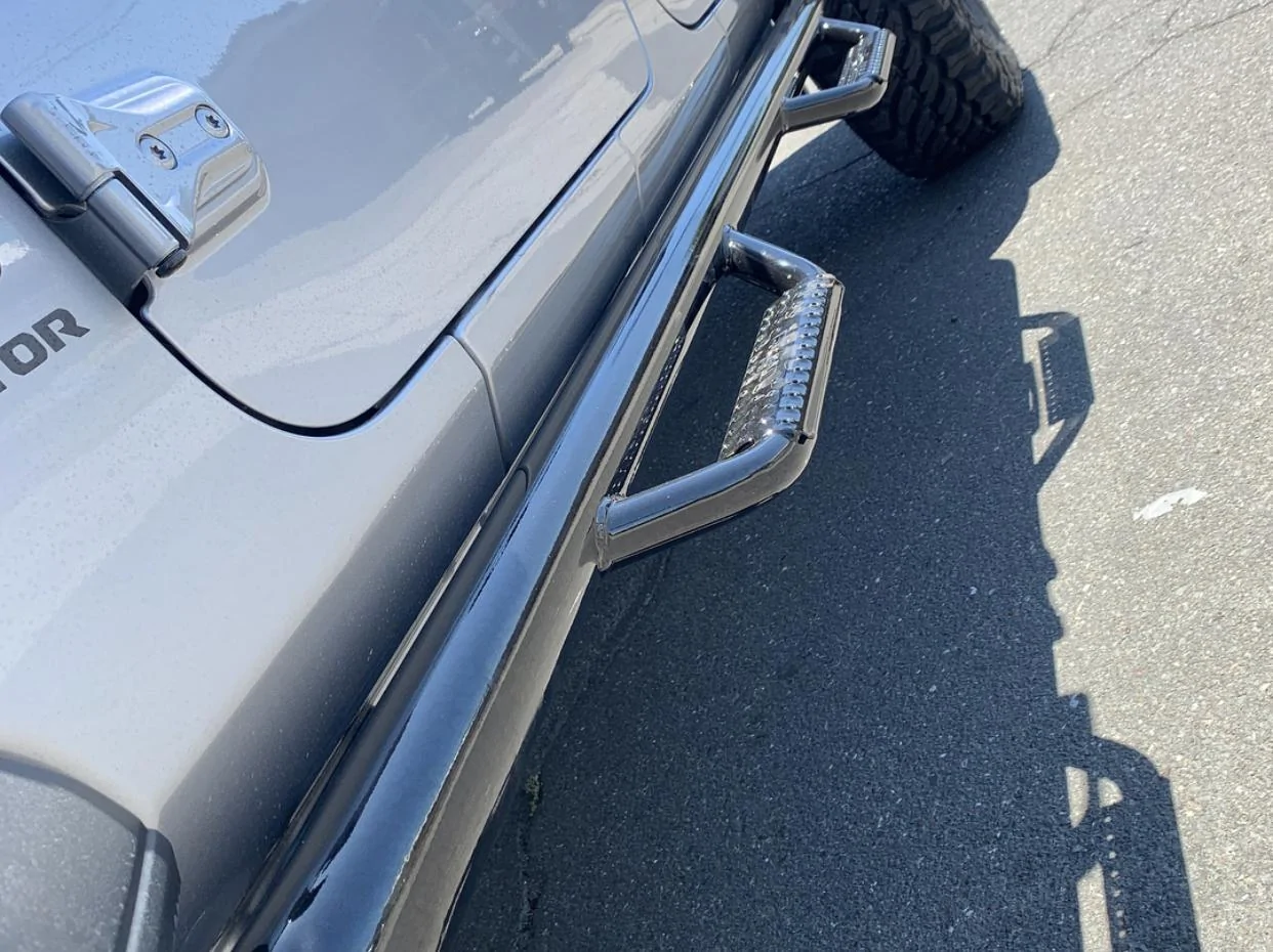 Jeep Gladiator BILLET SILVER Gladiator JT Club F9F4CF3A-B4CF-41A2-8463-CF4608B6A9D3