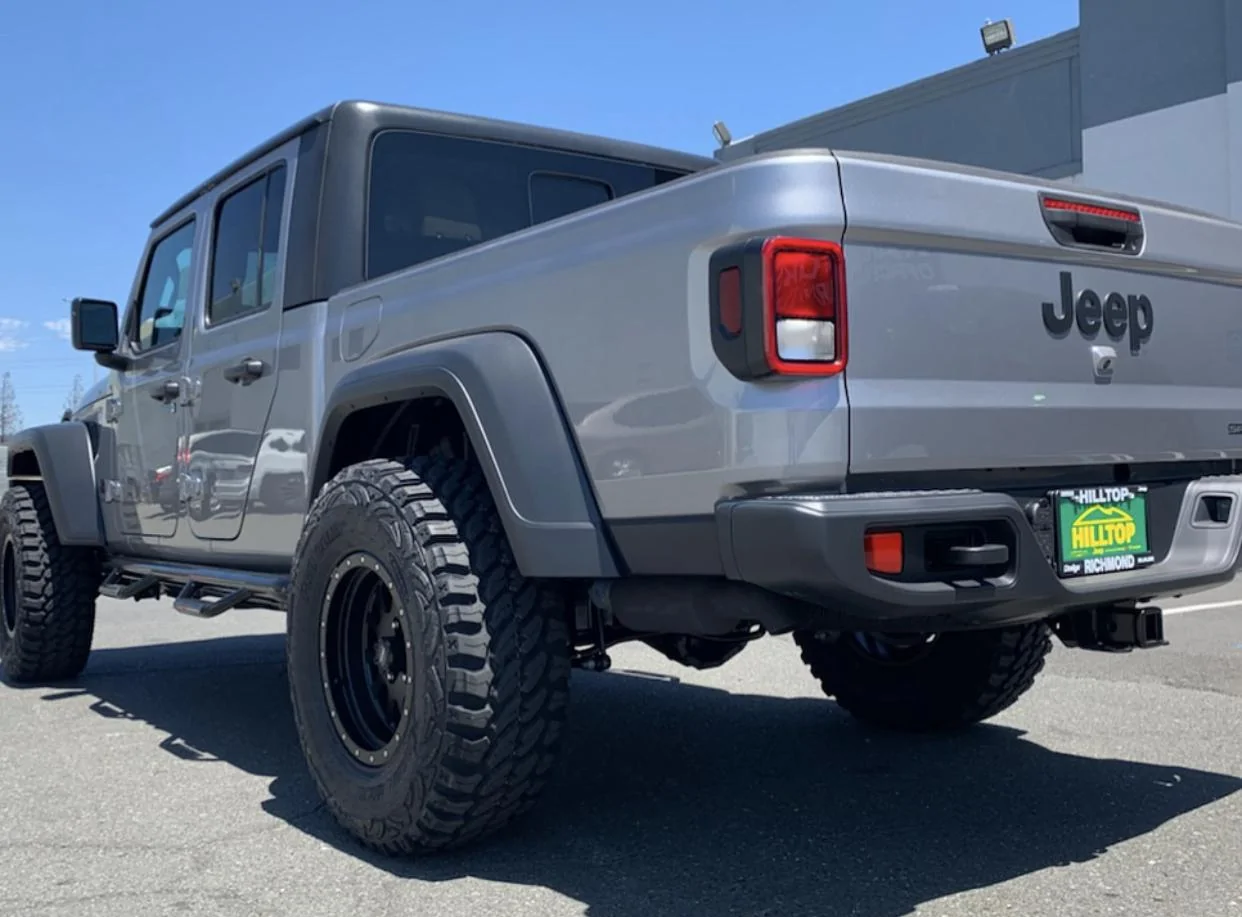 Jeep Gladiator BILLET SILVER Gladiator JT Club D4E6FB77-FC07-46EF-8318-C34EBFB4FC06
