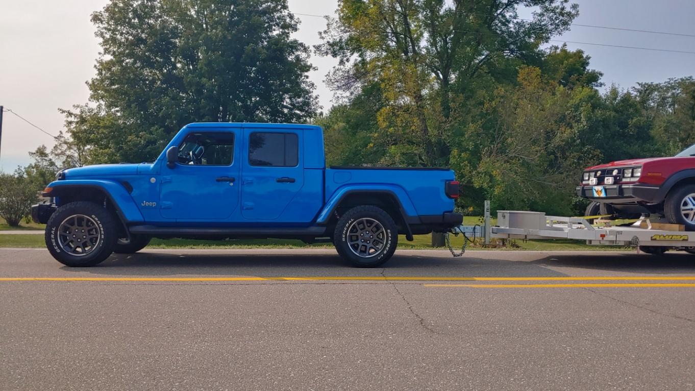Jeep Gladiator Question about rear end when adding 1.5" level to front 20210909_105011_HDR