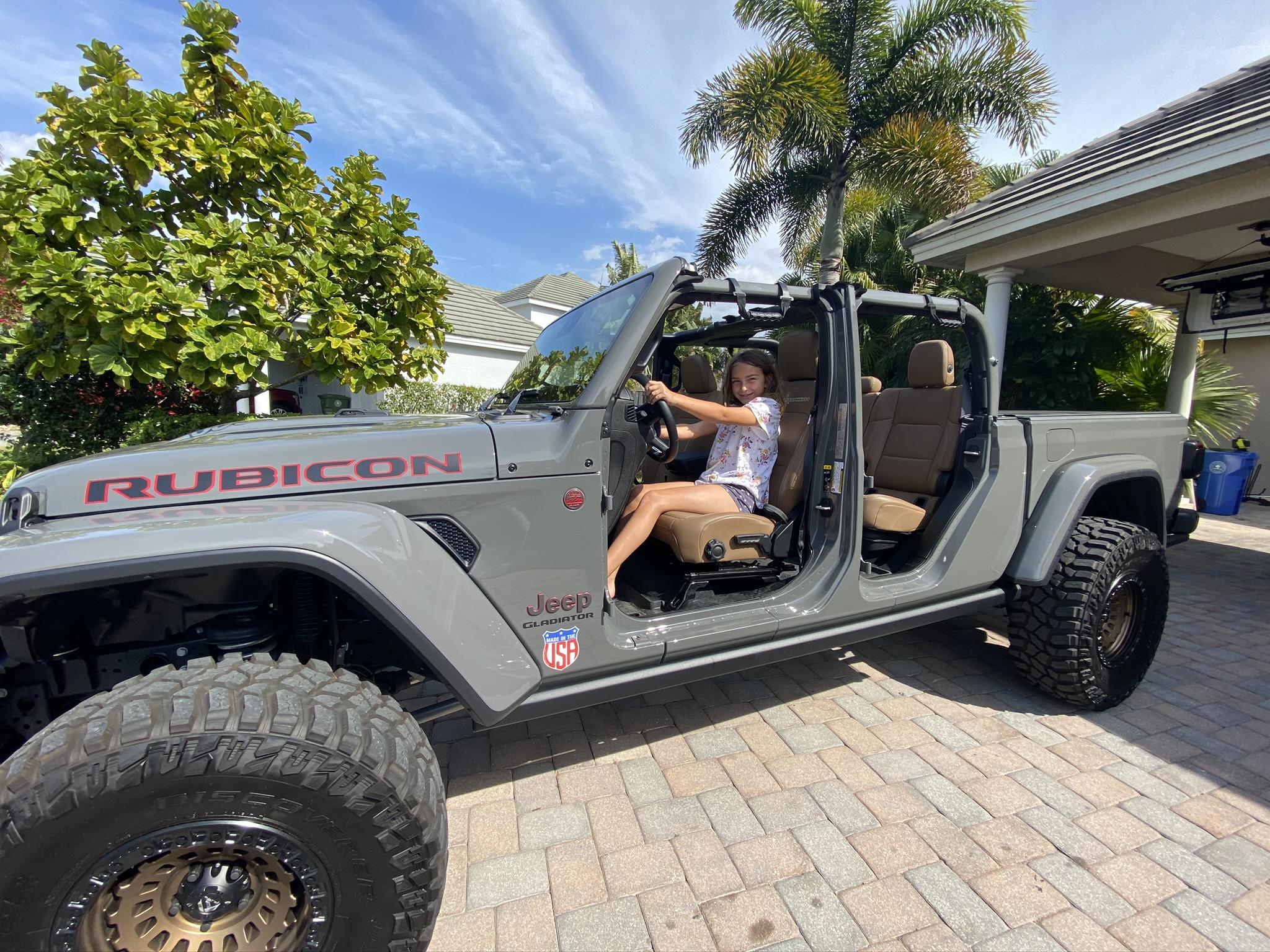 Jeep Gladiator Nude Gladiators (no doors/tops) - pics please F568FDDB-670D-42F8-920C-9B42F52CE2E0
