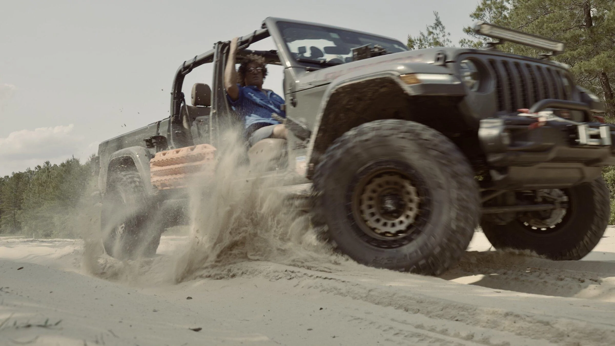 Jeep Gladiator Nude Gladiators (no doors/tops) - pics please B9B4C361-C3DA-4639-9F11-502926F13D43