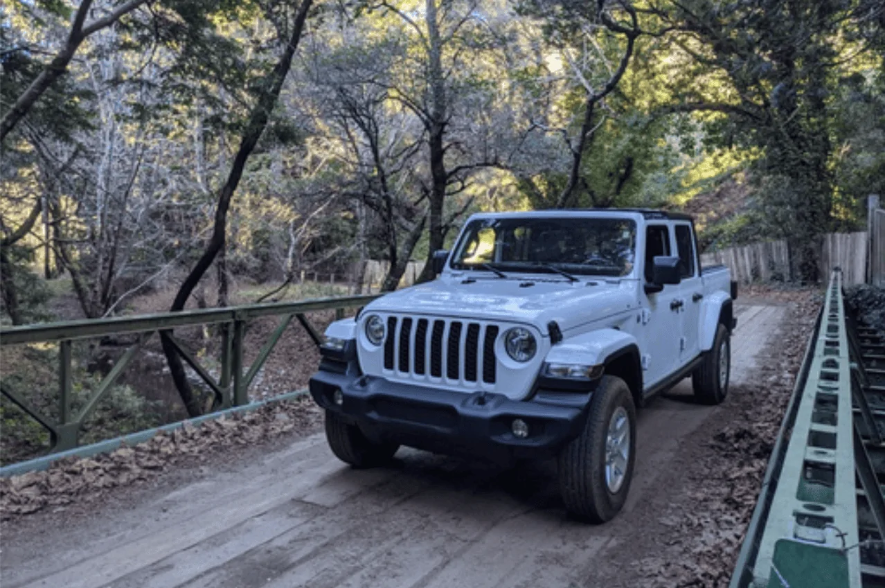 Jeep Gladiator Do the halogen fog lights fit the steel Mopar bumper? LED upgrade recommendations? Screen Shot 2022-05-08 at 11.15.49 PM