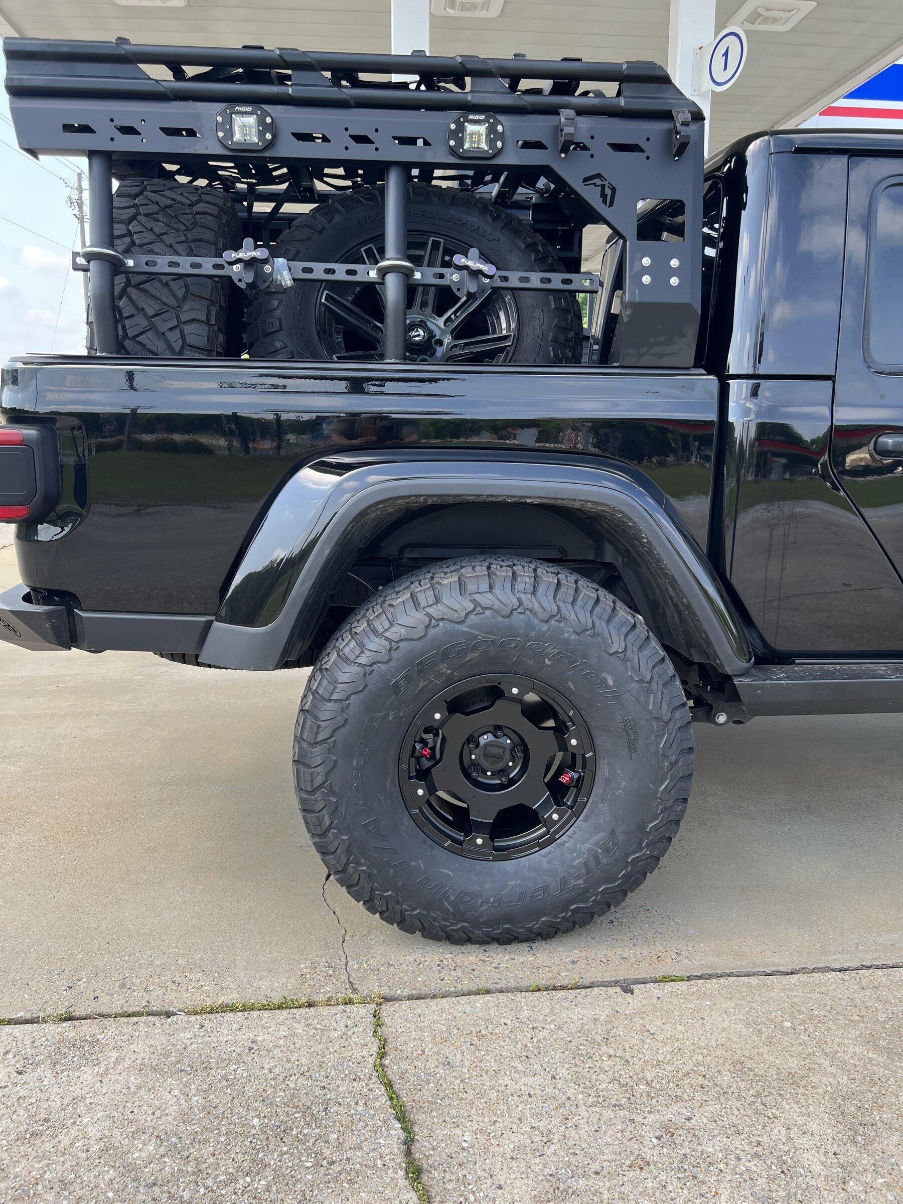Jeep Gladiator 39s are the new 35 BEF77228-D7FF-4D1A-9E06-F4DEBE99FF19