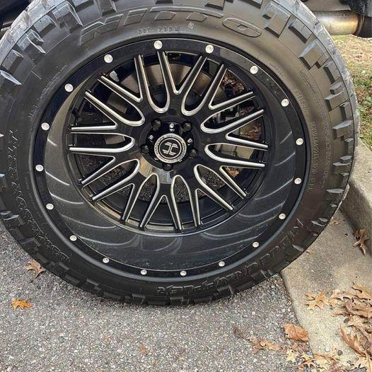Jeep Gladiator Hardcore HC-19 22 inch wheels with 35s 267225506_4861938213870770_243522358343140798_n