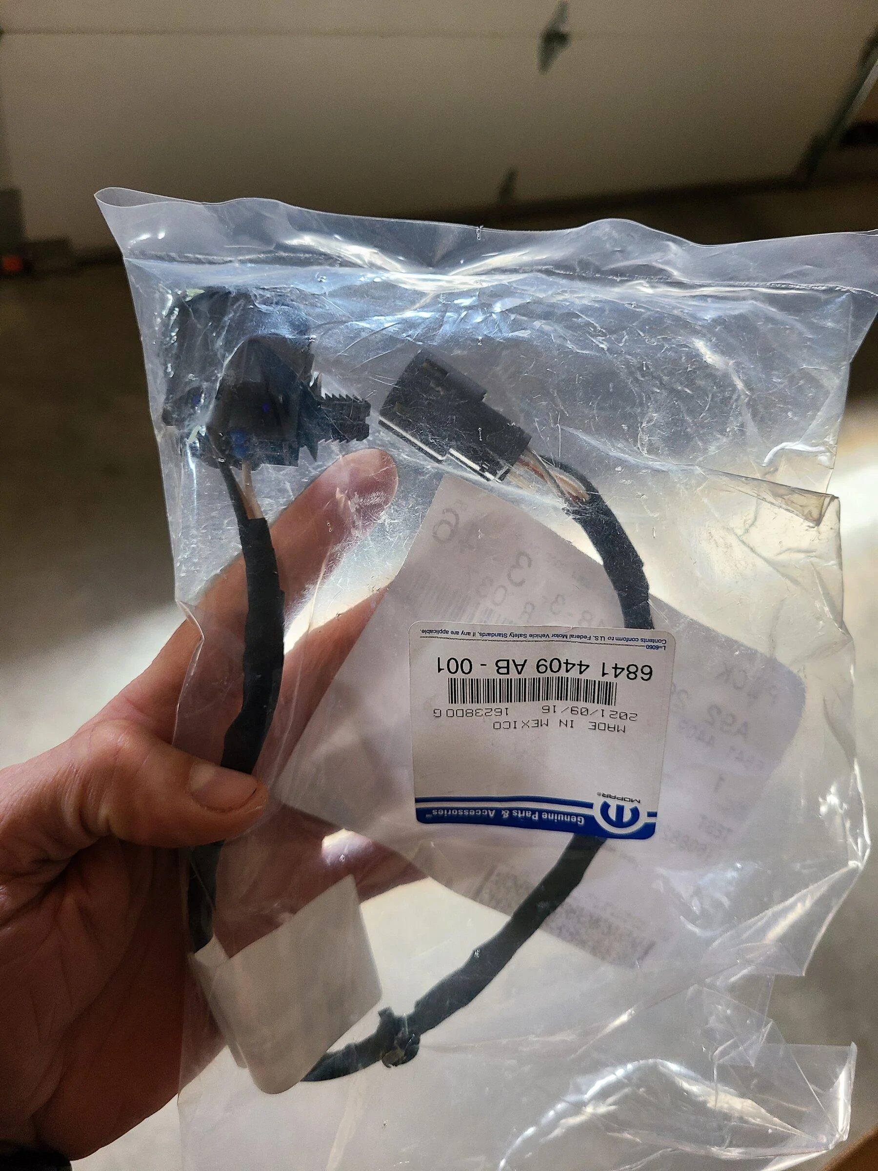 Jeep Gladiator DIY Mopar LED Headlight Halo Harness 20220507_134220