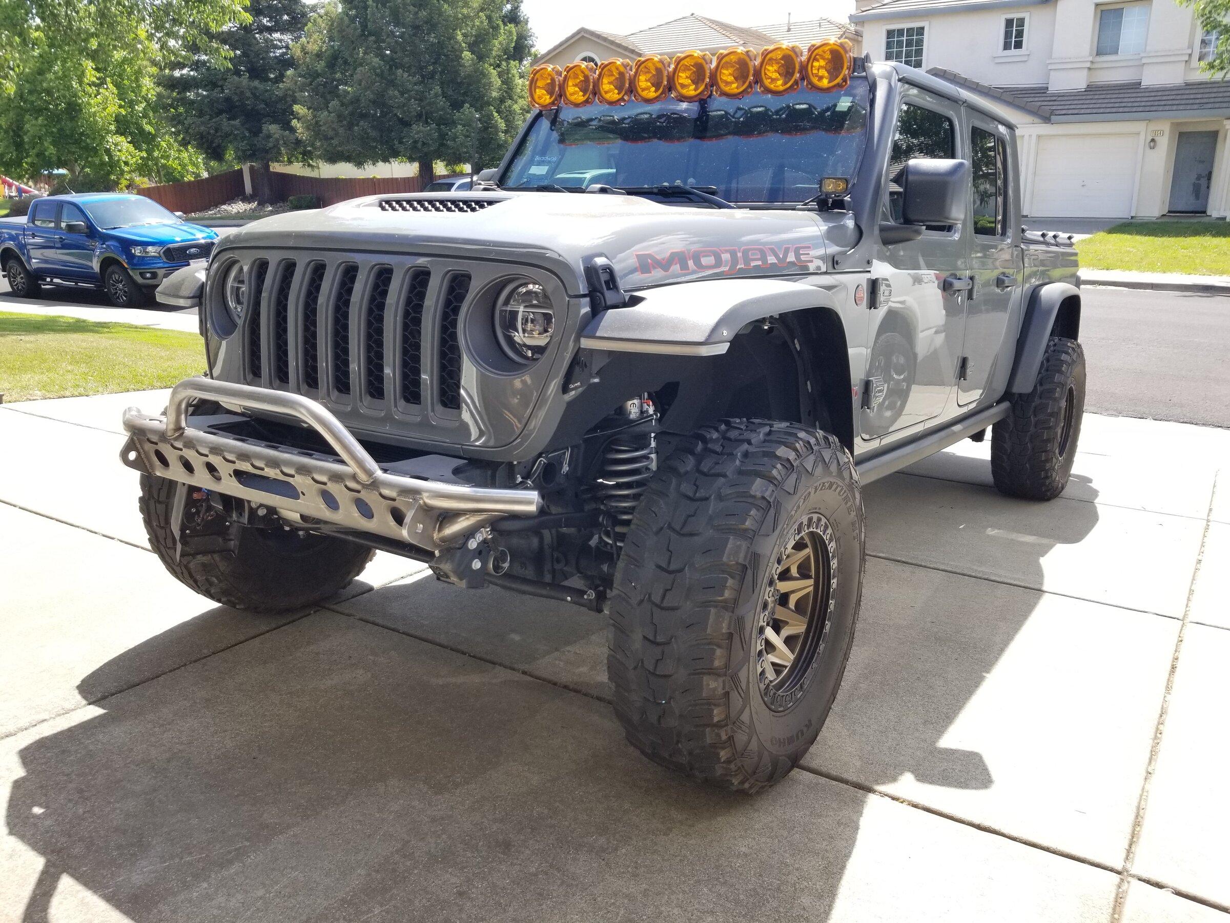 Jeep Gladiator JT Pritchett Canyon Front Bumper 20220509_152801