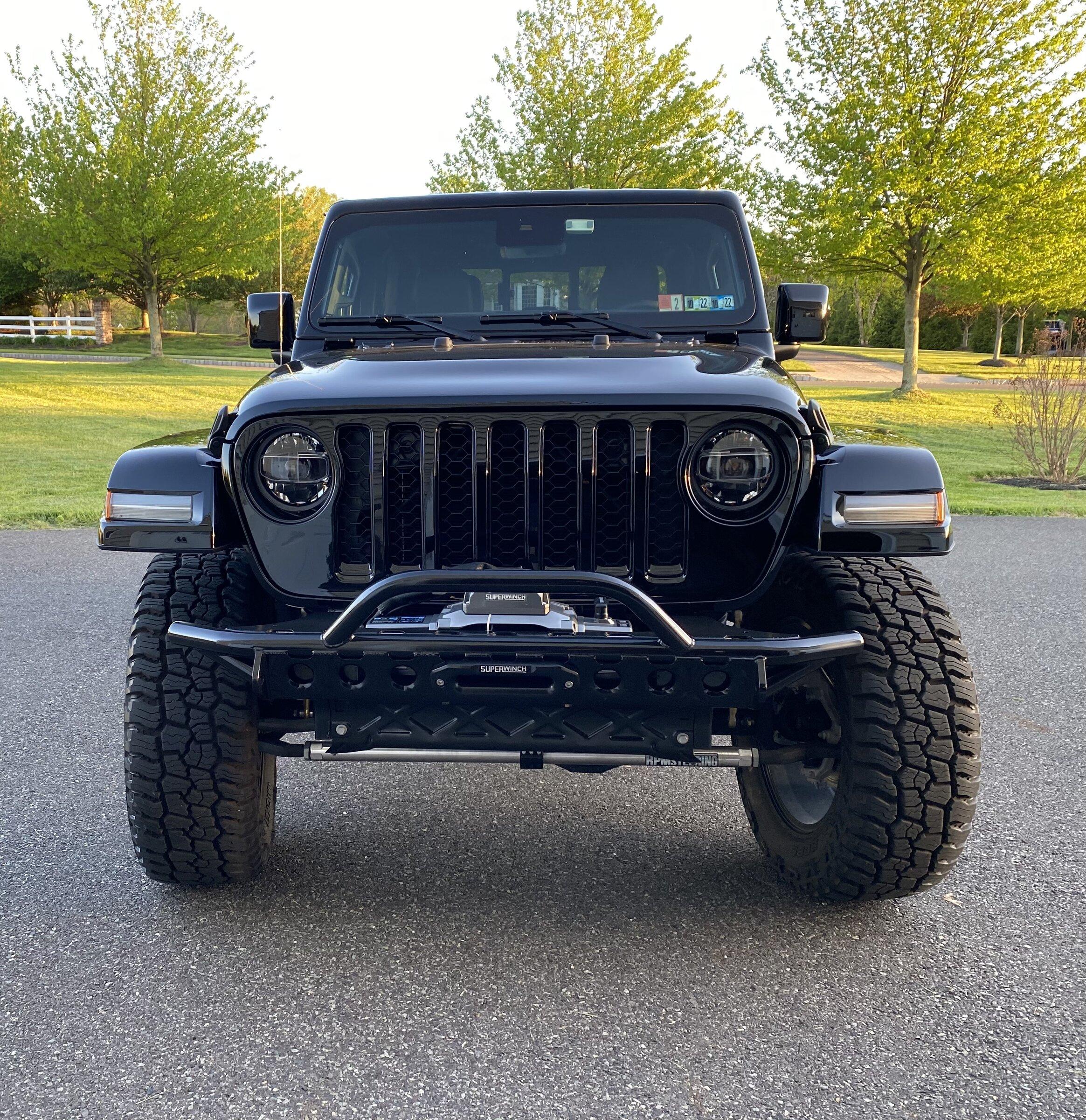 Jeep Gladiator JT Pritchett Canyon Front Bumper 12C35B5F-7FF2-4A91-8B34-222B78B36347
