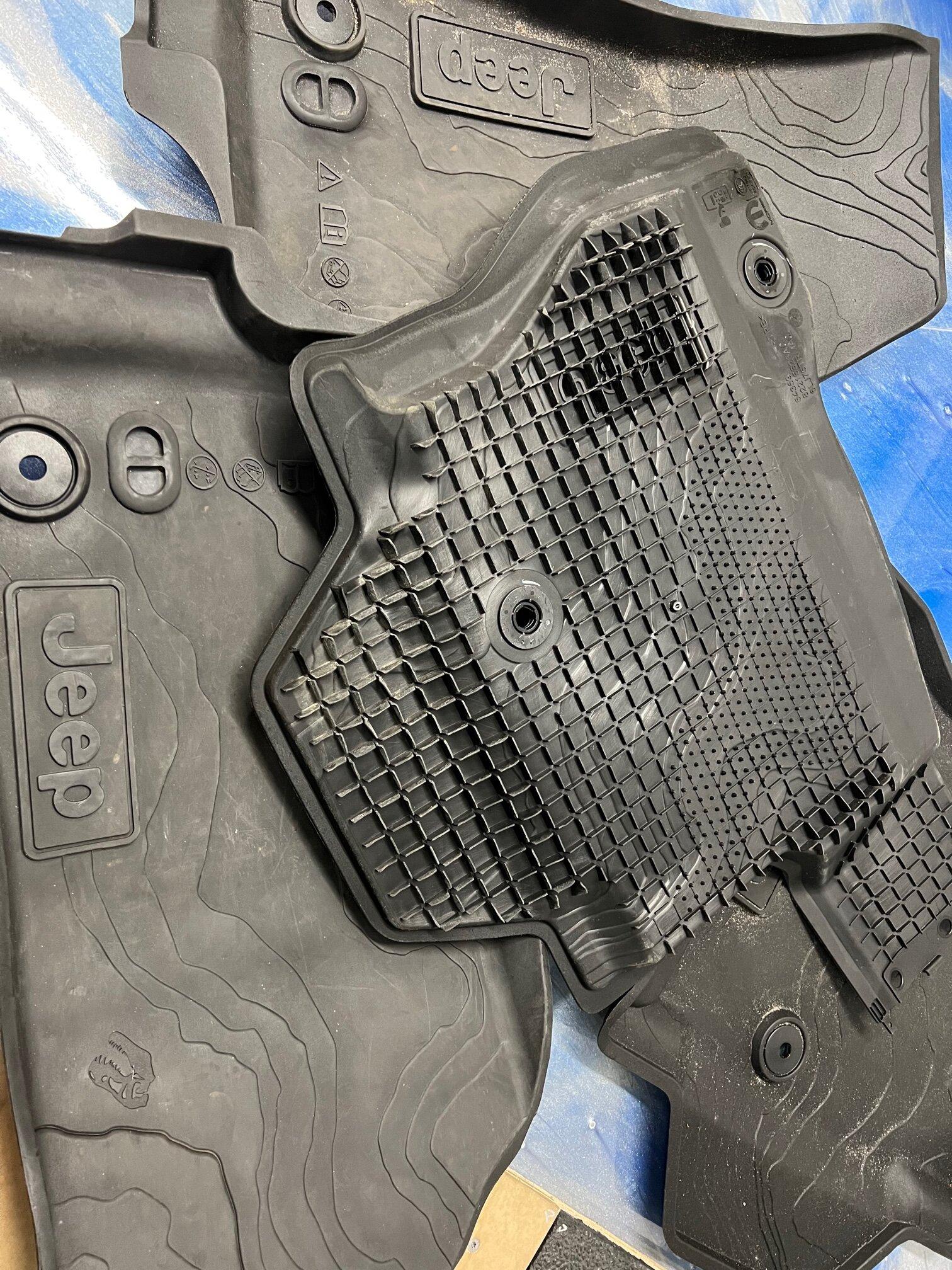 Jeep Gladiator Quadratec Dead Pedal + Mopar All Weather Floor Slush Mats $185 Shipped IMG_2689