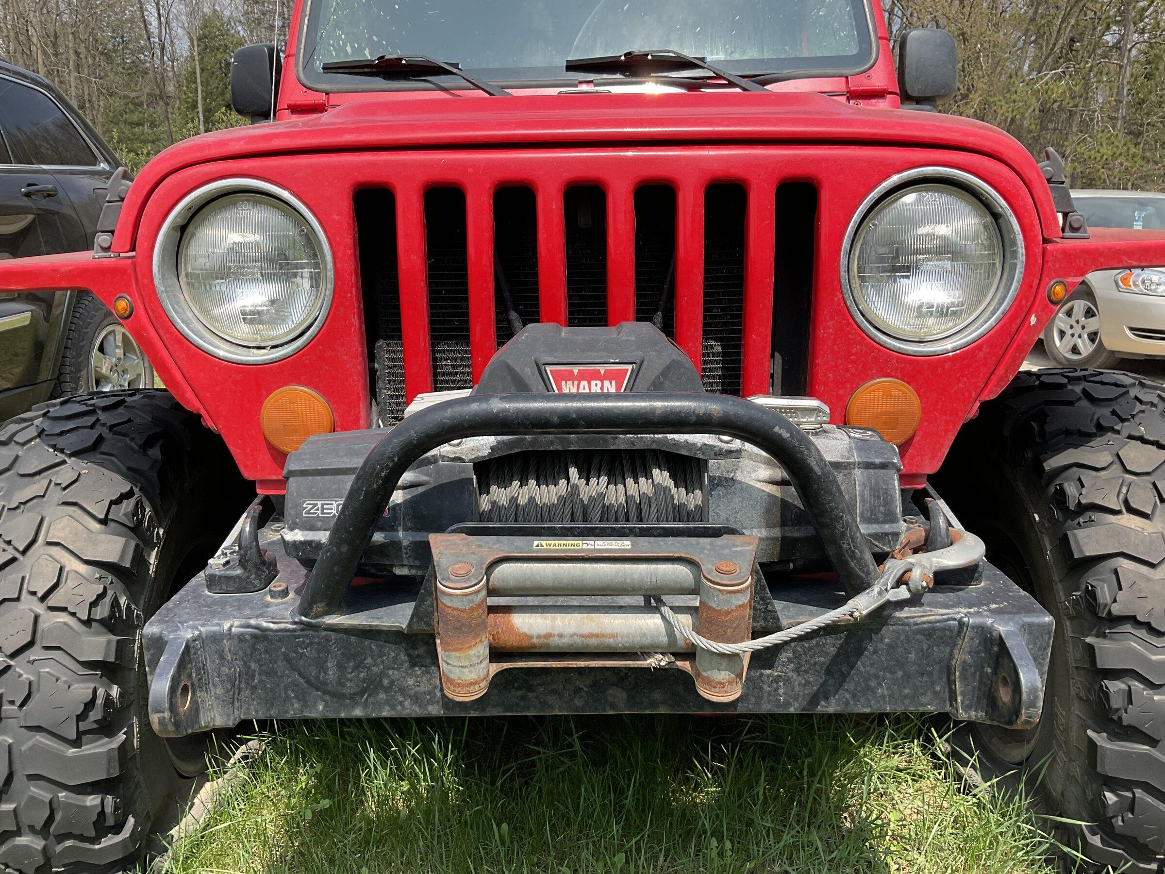 Jeep Gladiator Factory Steel Bumper / Warn 9.5 XP 38E69498-5B3C-480F-9D7D-5F3A317A9D87