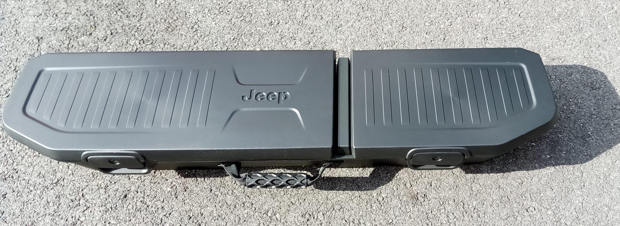 Jeep Gladiator FS: Jeep Under the Seat Lock box for Gladiator OEM New jeep toolbox3