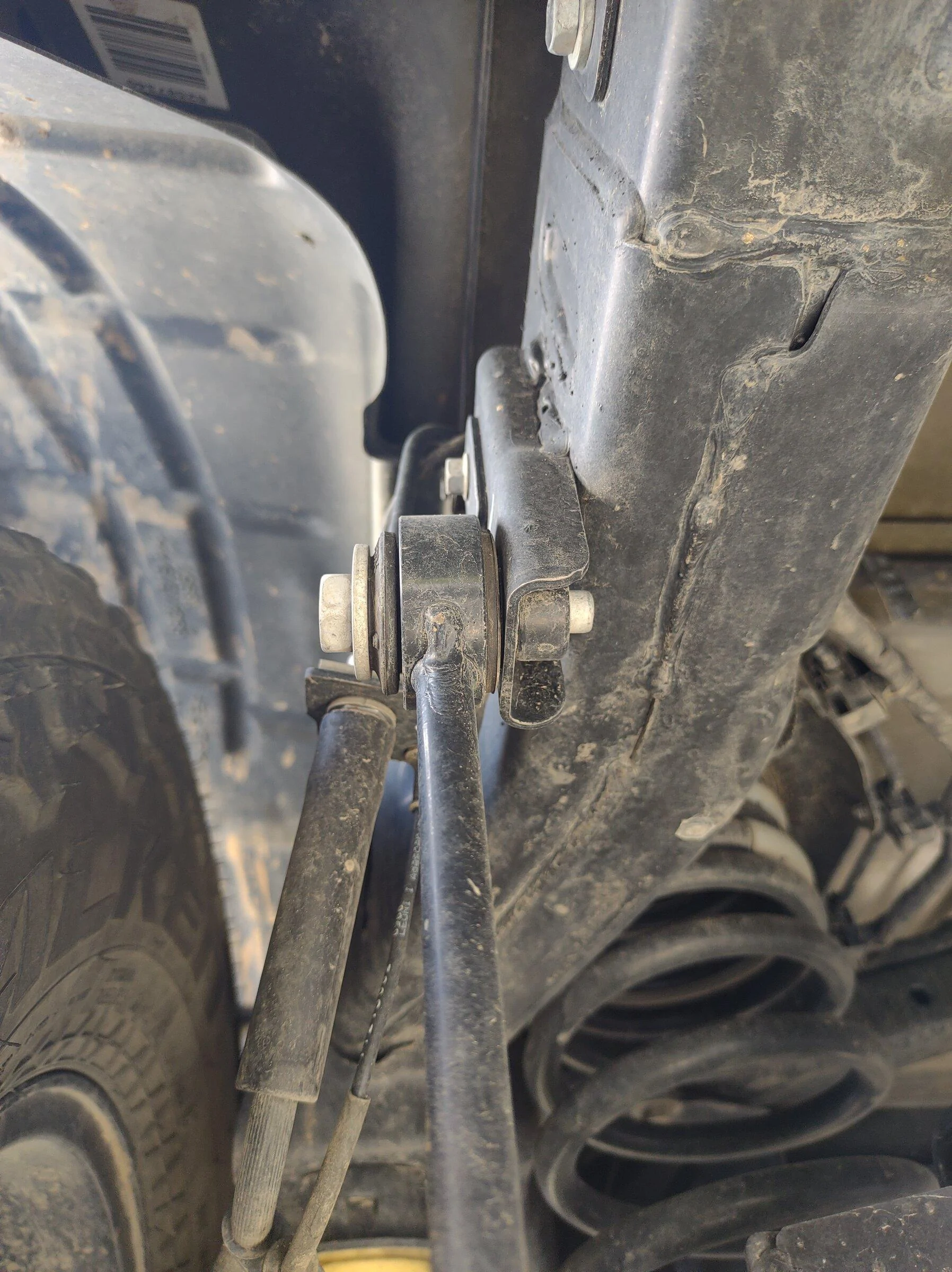 Jeep Gladiator Check Your Rear Stabilizer Frame Bracket Bolts - Mopar New Bolt Length IMG_20220510_184042141